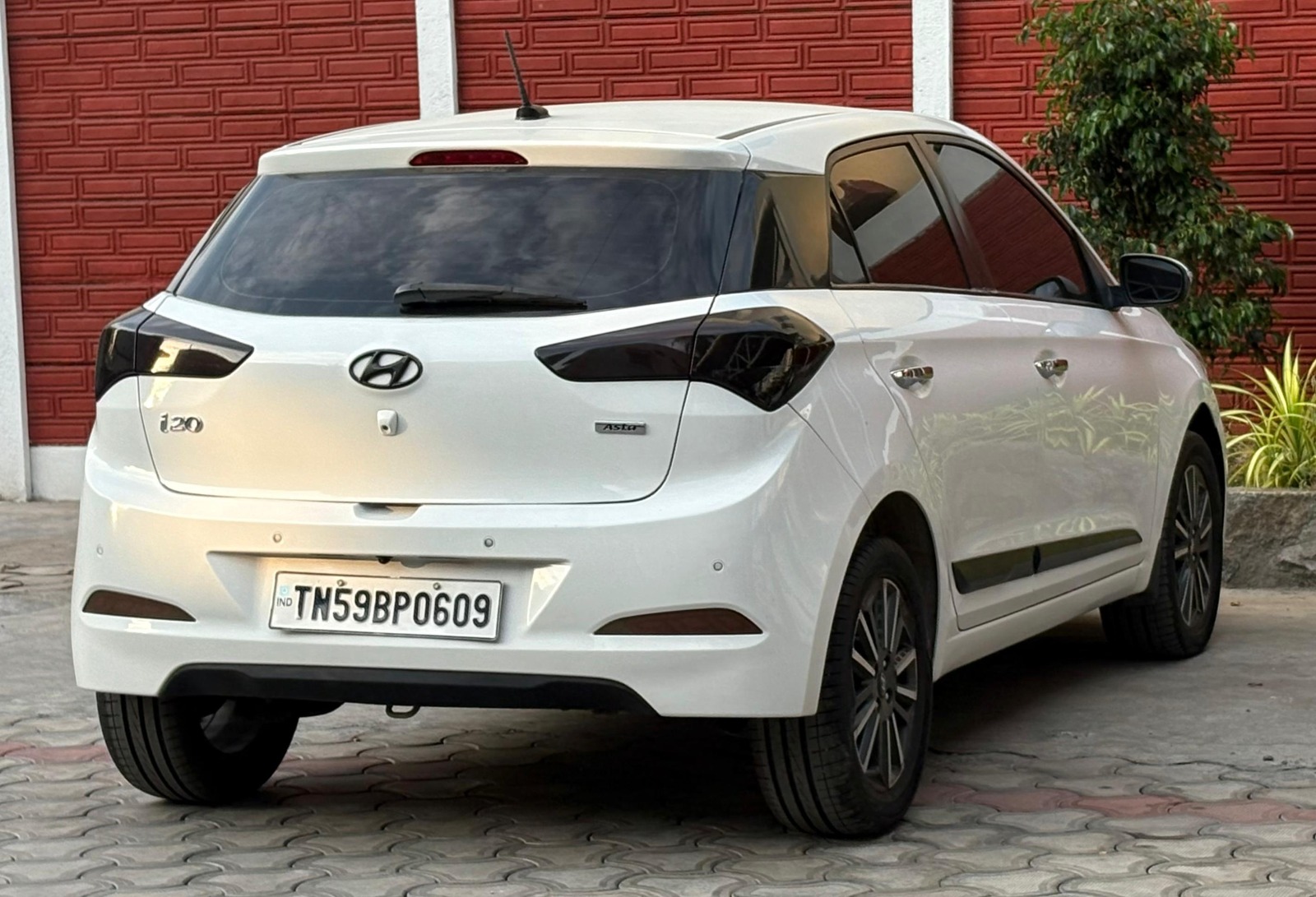 Hyundai i20 - Image 9