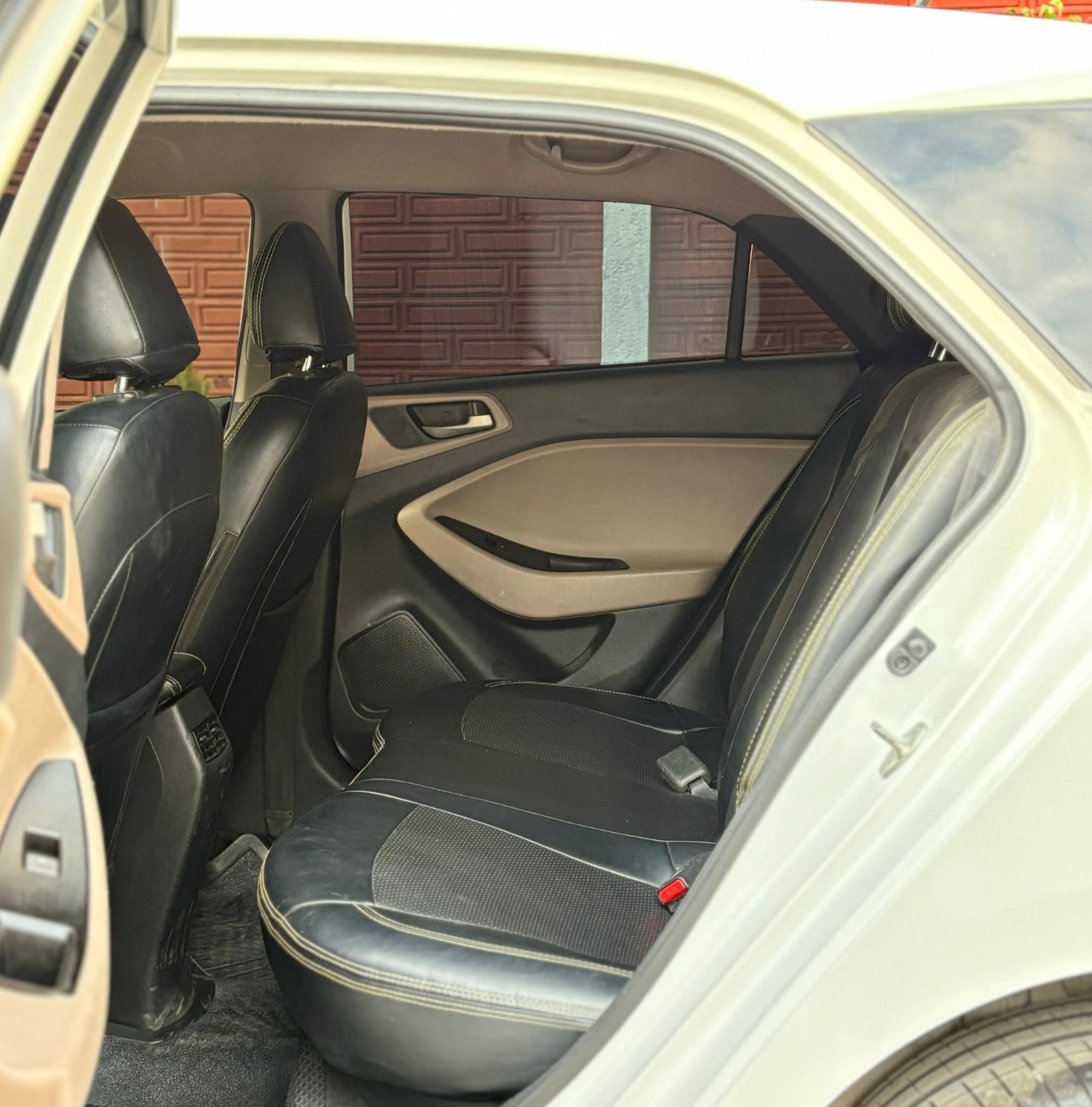 Hyundai i20 - Image 8