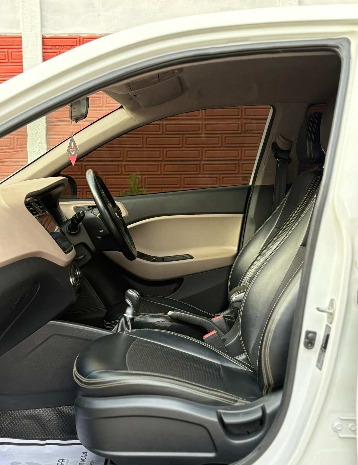 Hyundai i20 - Image 7