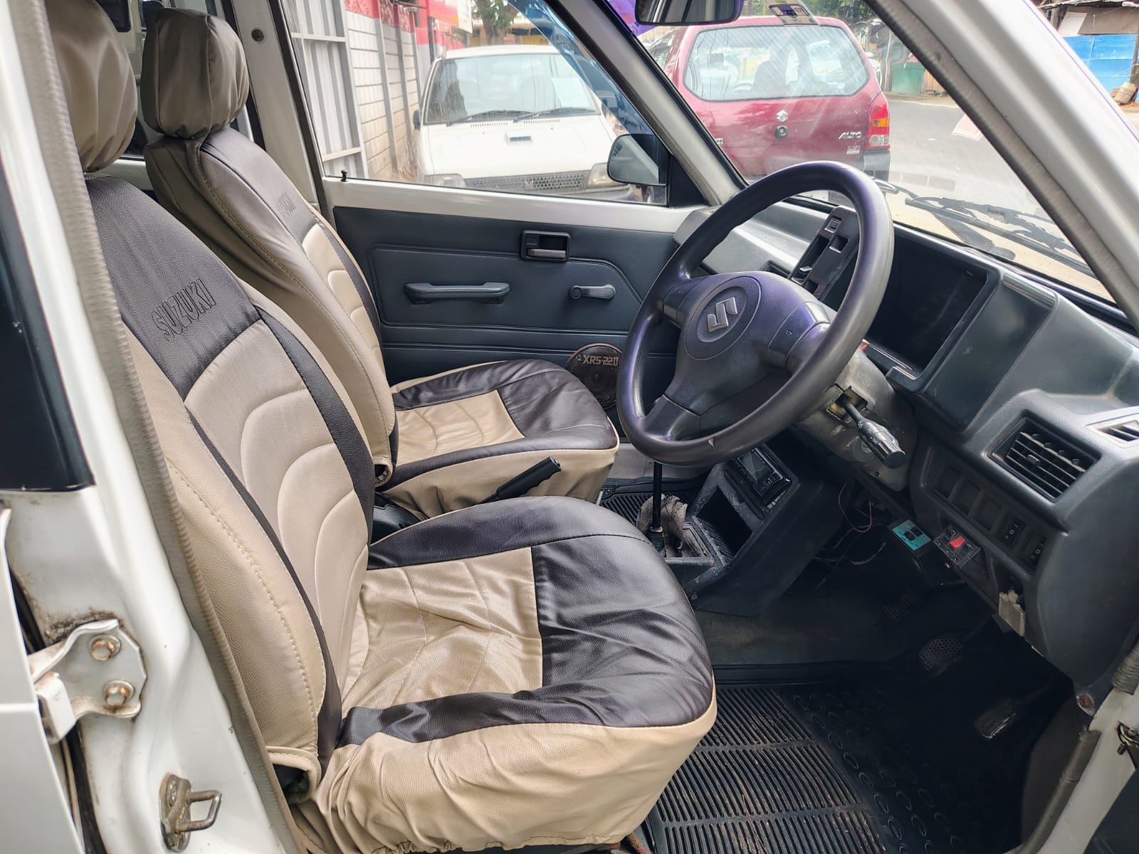 Maruti Suzuki 800 - Image 6