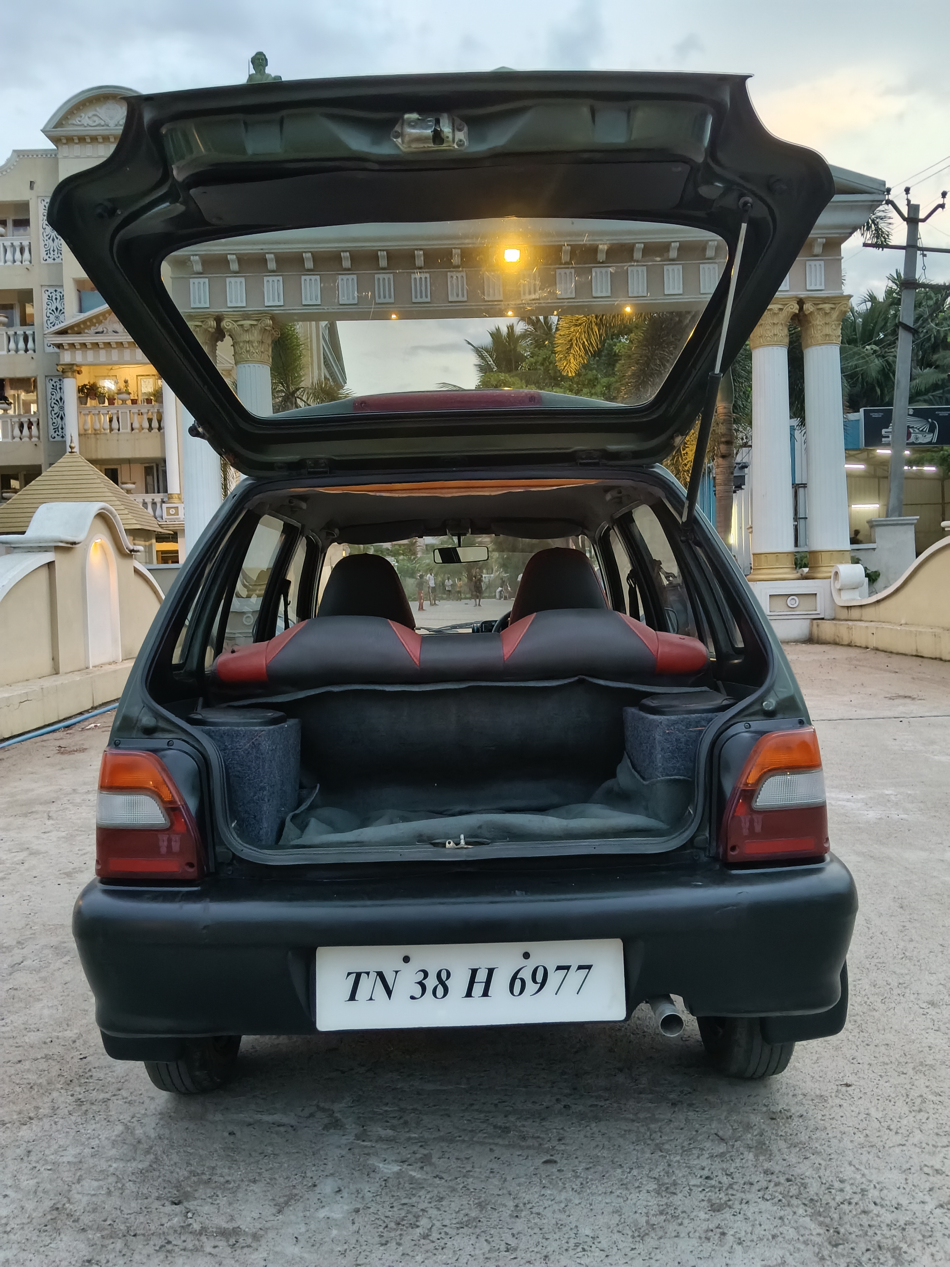 Maruti Suzuki 800 - Image 9