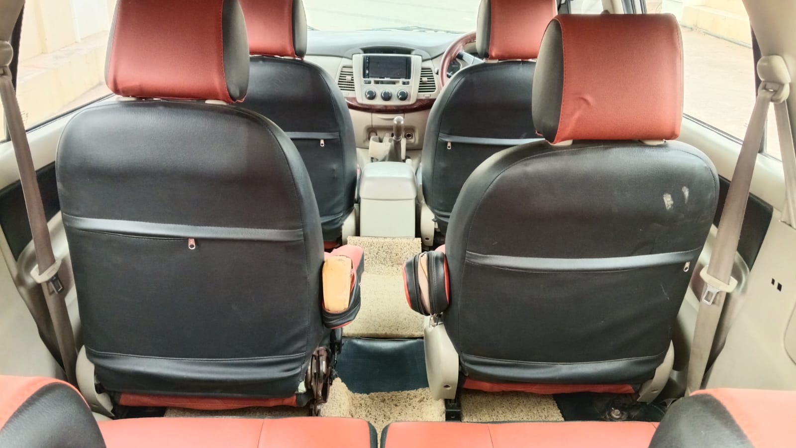Toyota Innova - Image 11