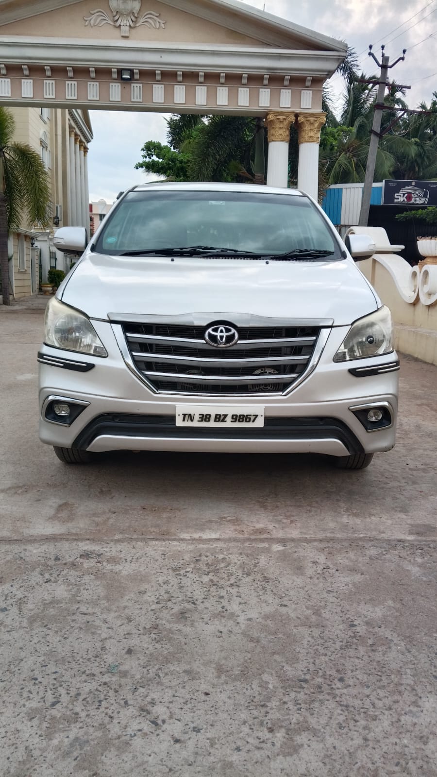 Toyota Innova - Image 14
