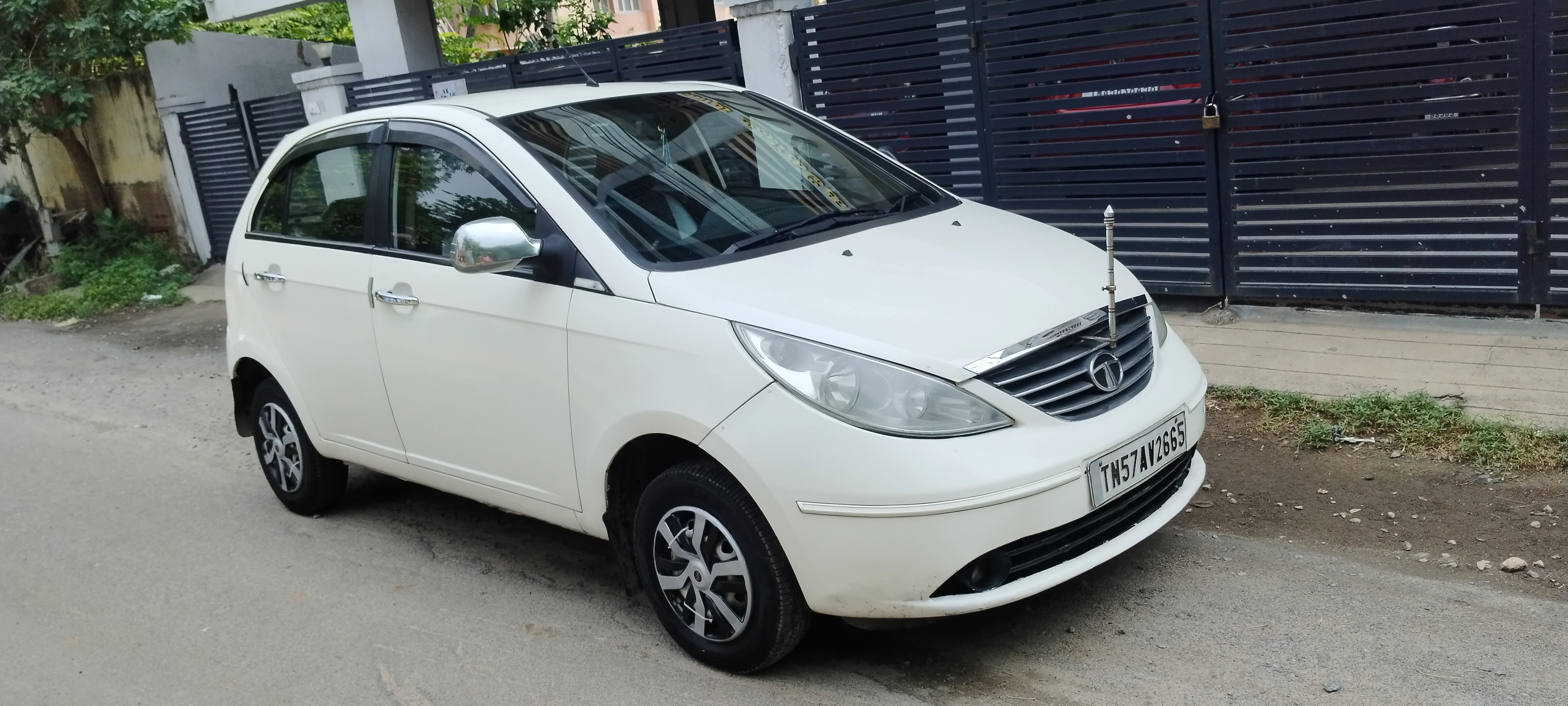 Tata Indica Vista - Image 3