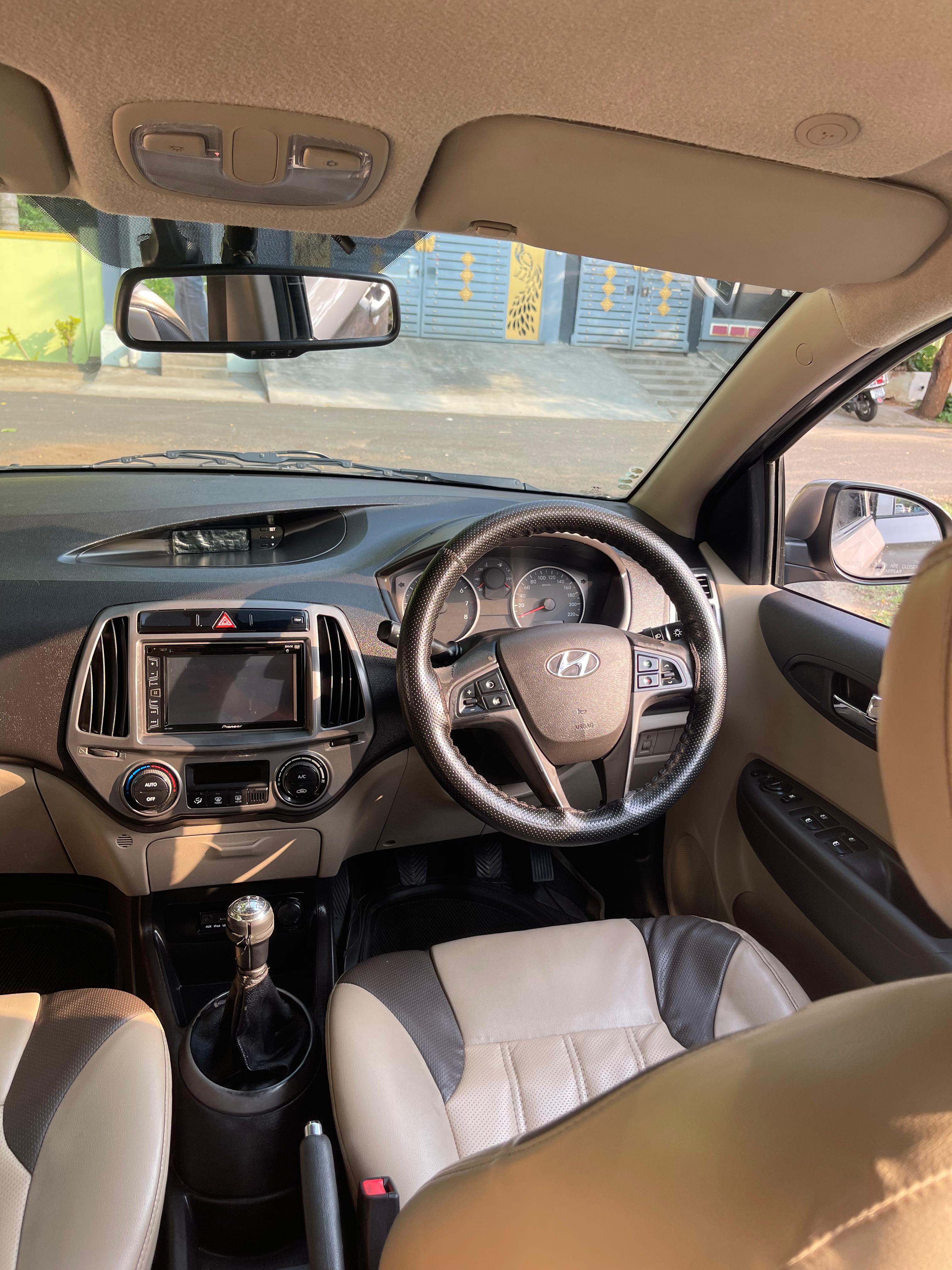 Hyundai i20 - Image 10