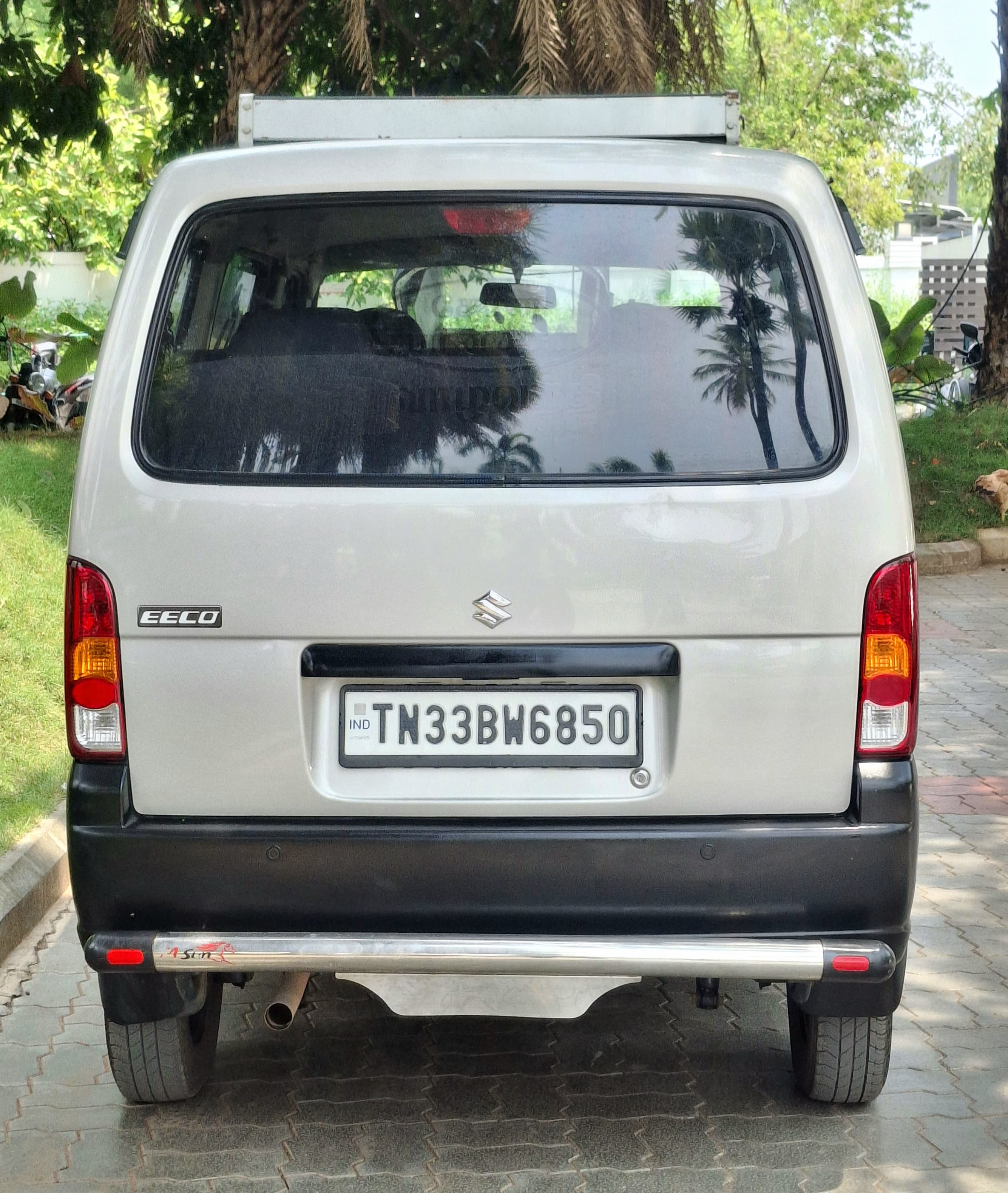 Maruti Suzuki Eeco - Image 2