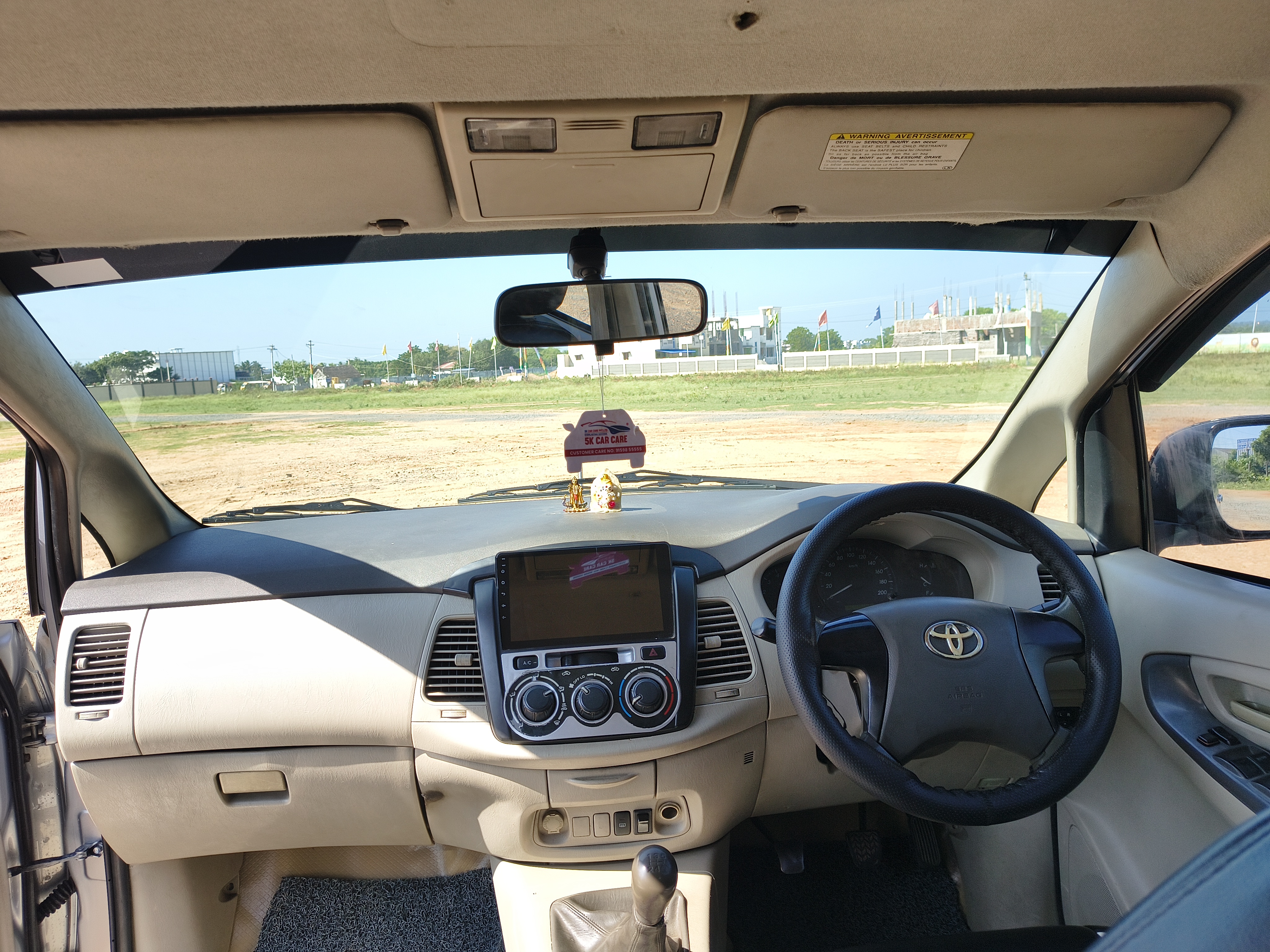 Toyota Innova - Image 7