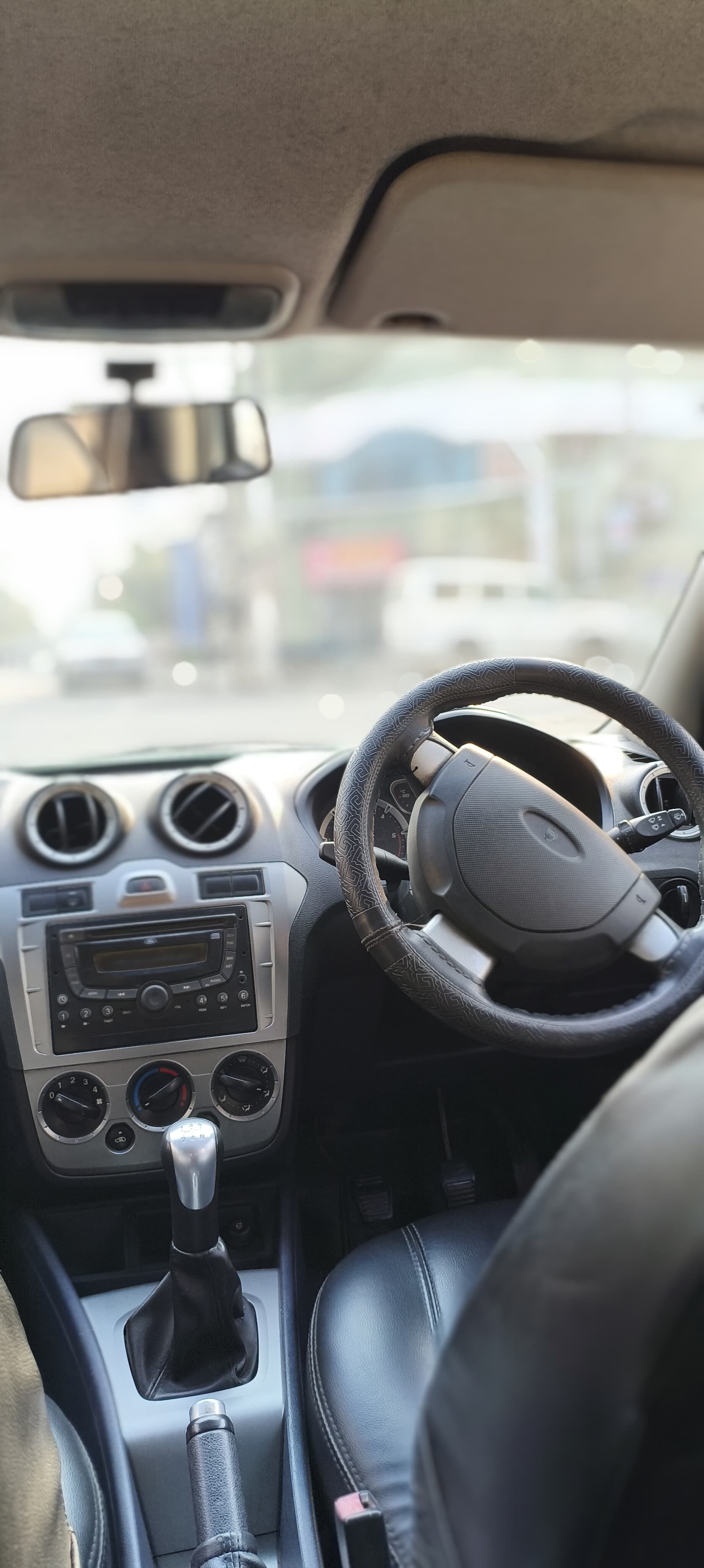 Ford Fiesta - Image 12