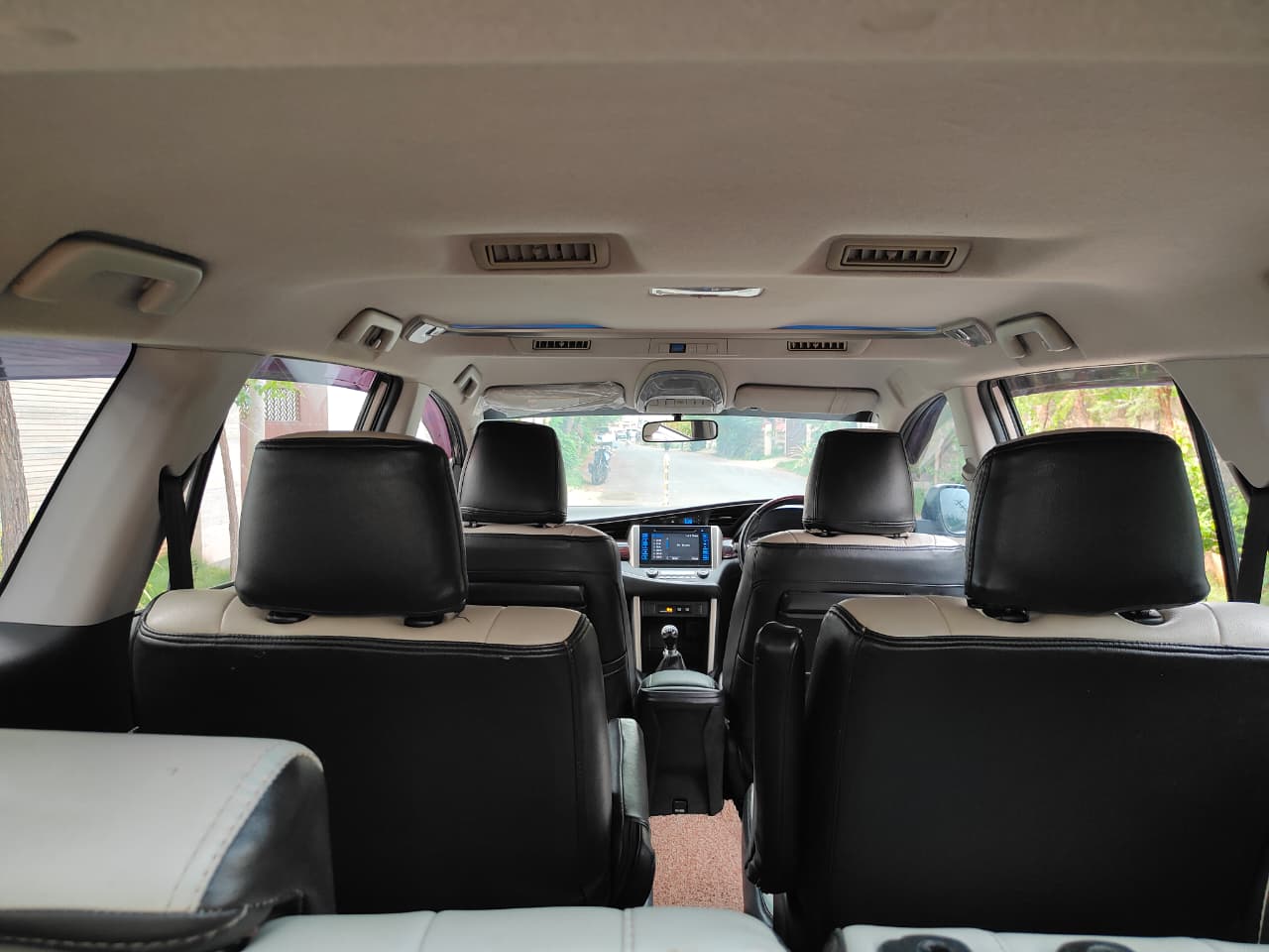 Toyota Innova Crysta - Image 2