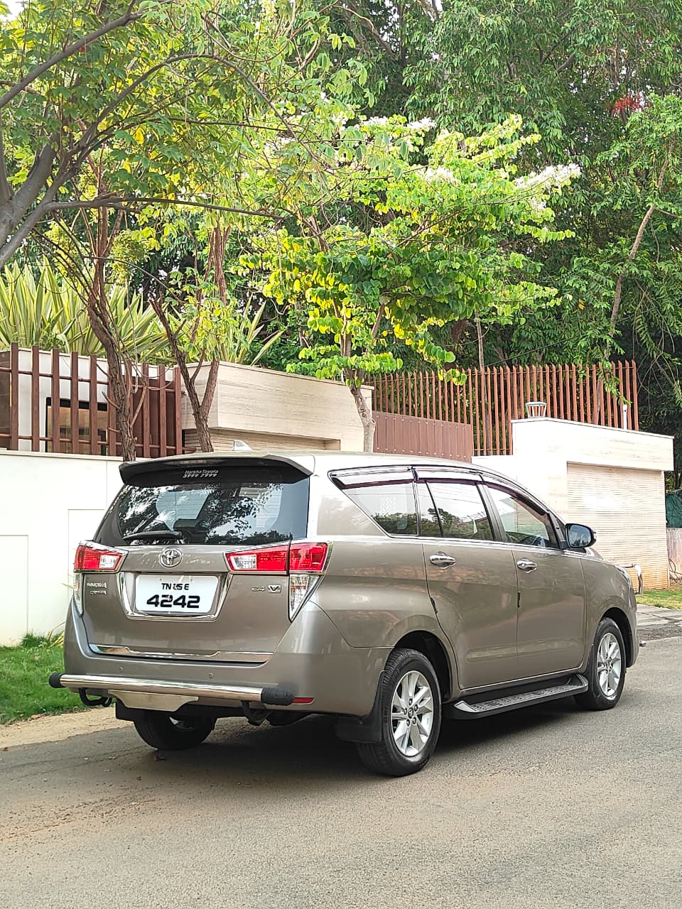 Toyota Innova Crysta - Image 3