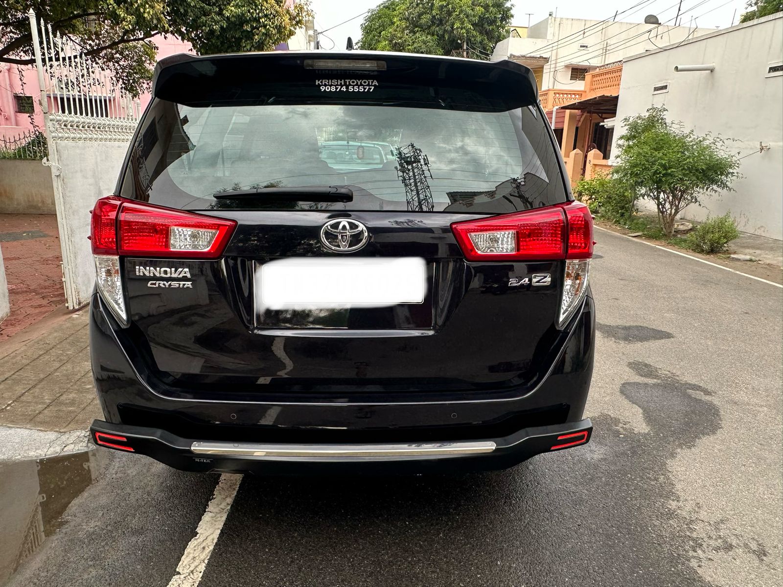 Toyota Innova Crysta - Image 2