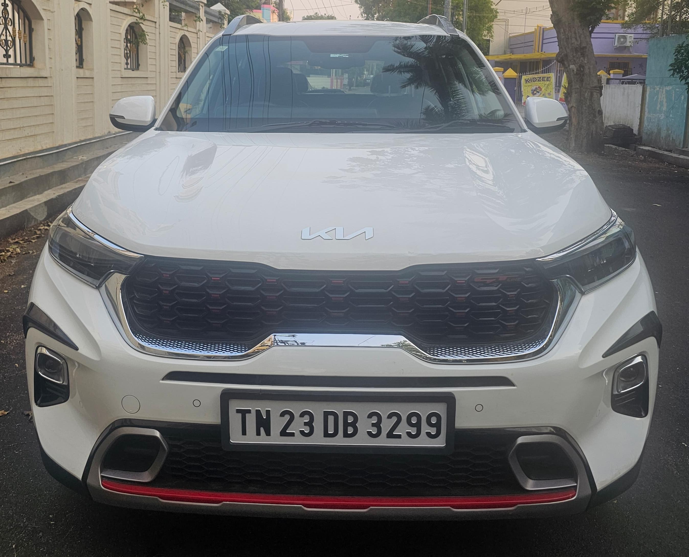 Kia Sonet - Image 3