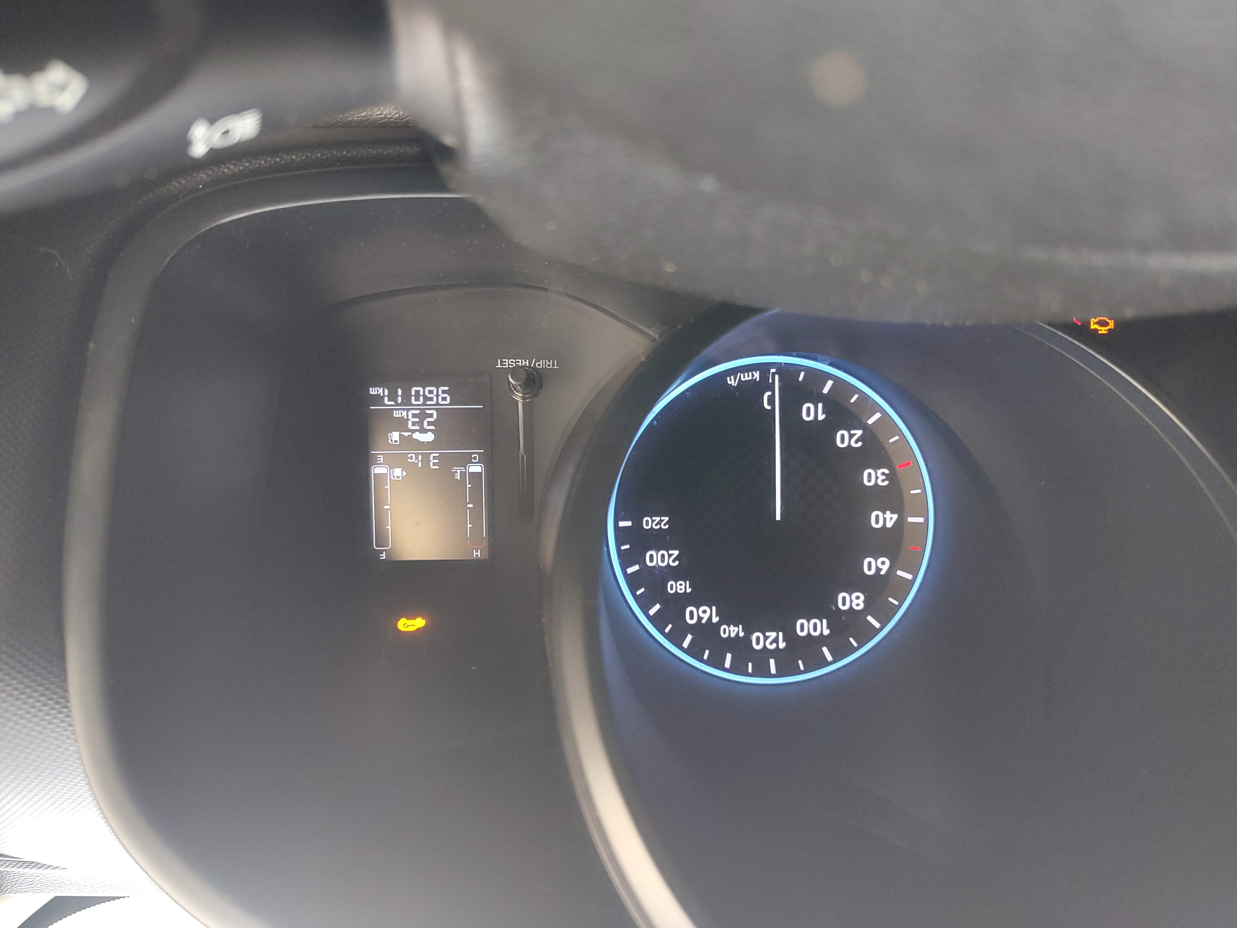 Hyundai Venue - Image 10