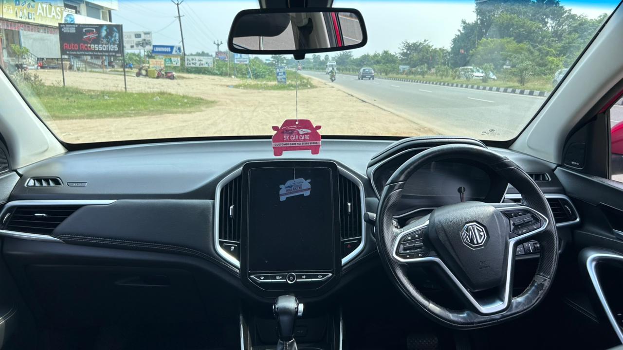 MG Hector - Image 5