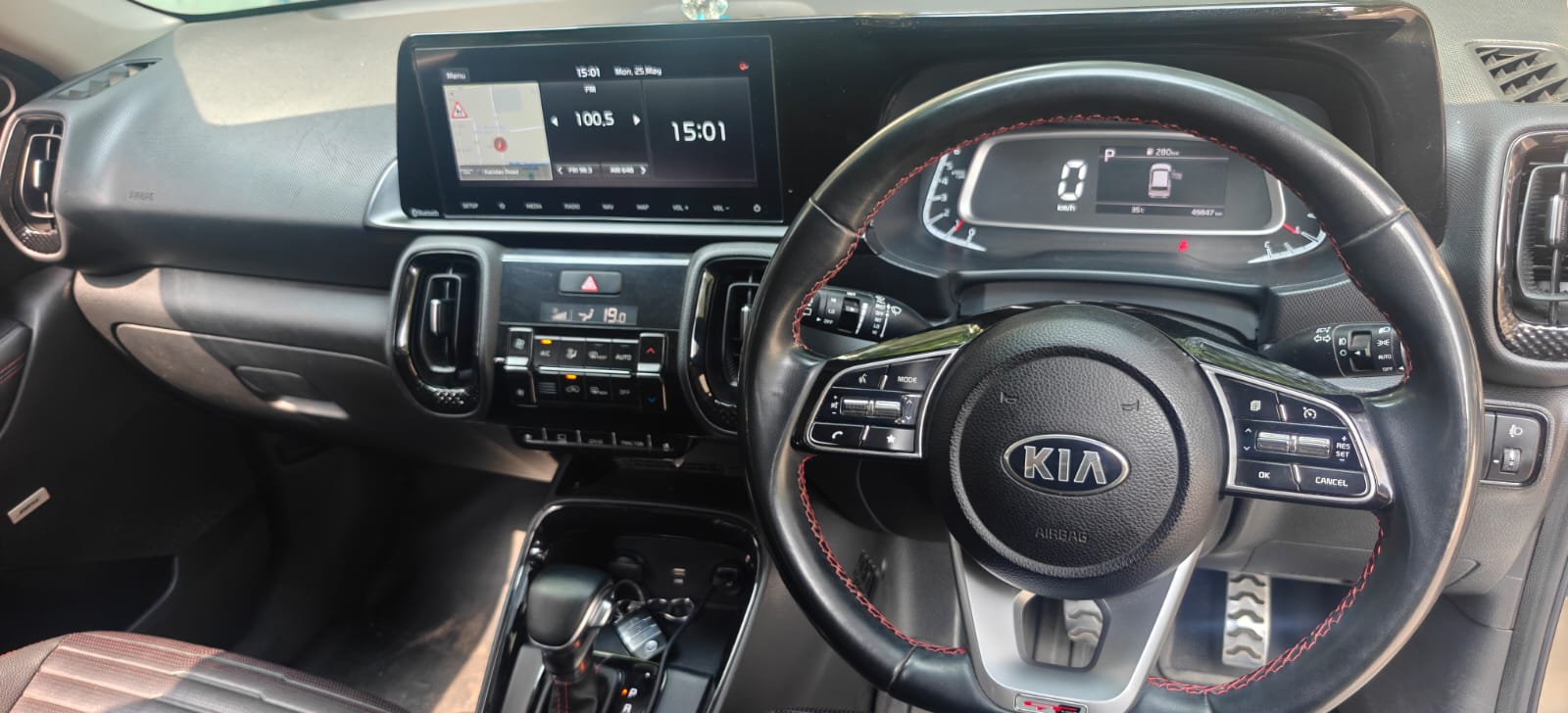 Kia Sonet - Image 4