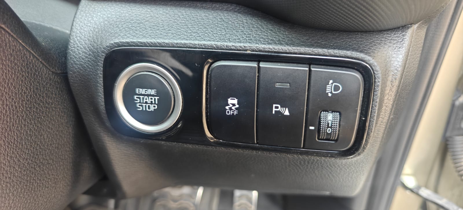 Kia Sonet - Image 9