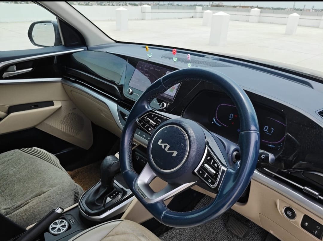 Kia carens - Image 4