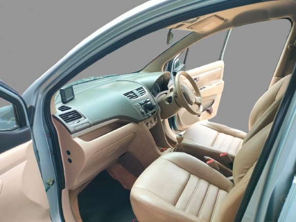 Maruti Suzuki Ertiga - Image 3