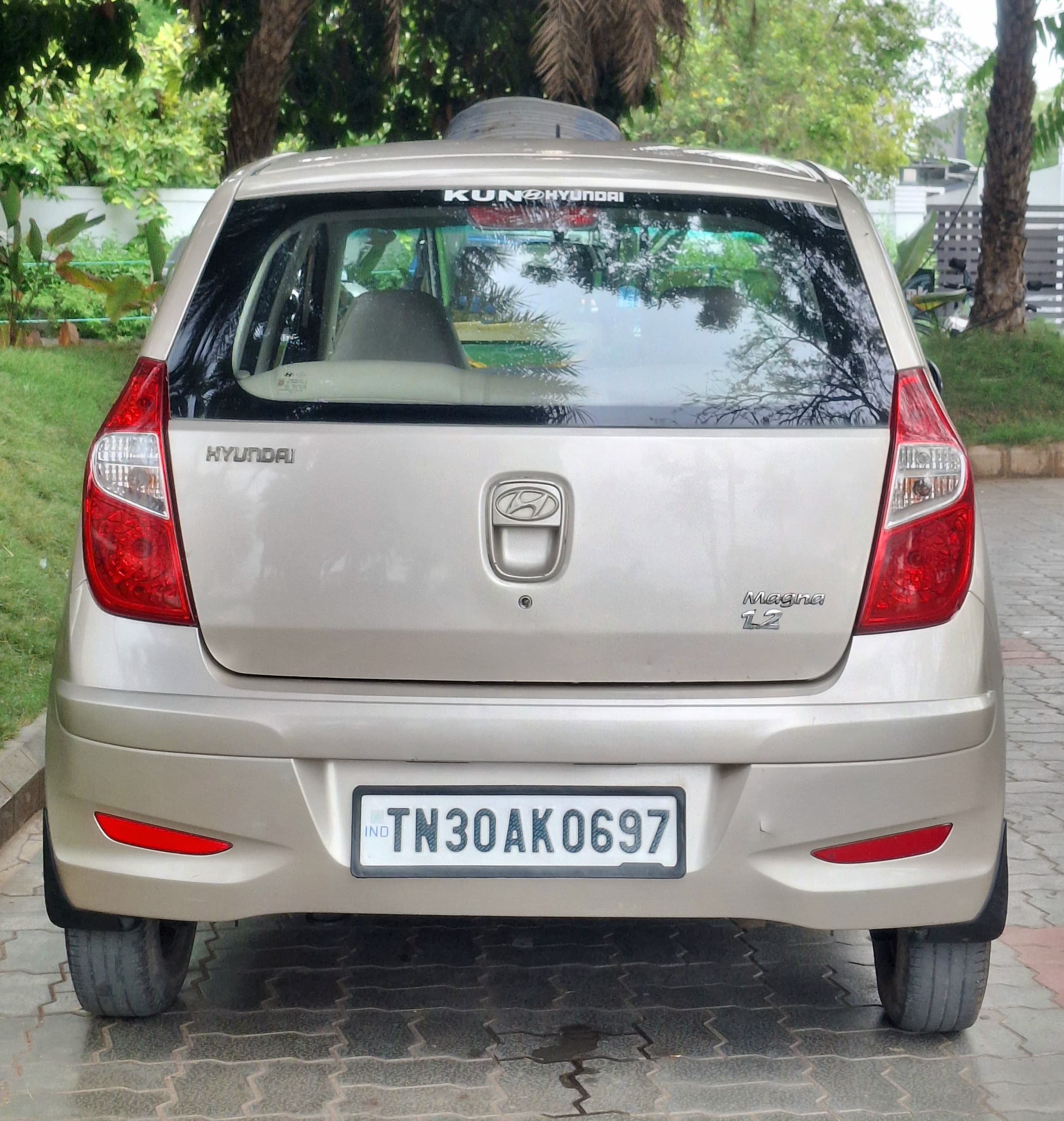 Hyundai i10 - Image 2