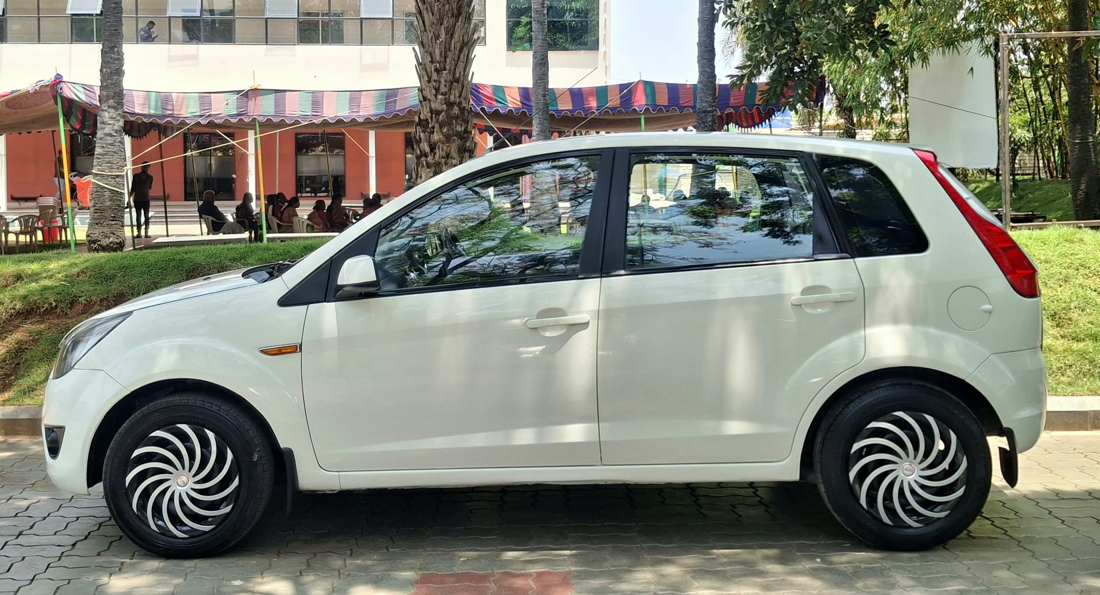 Ford Figo - Image 4