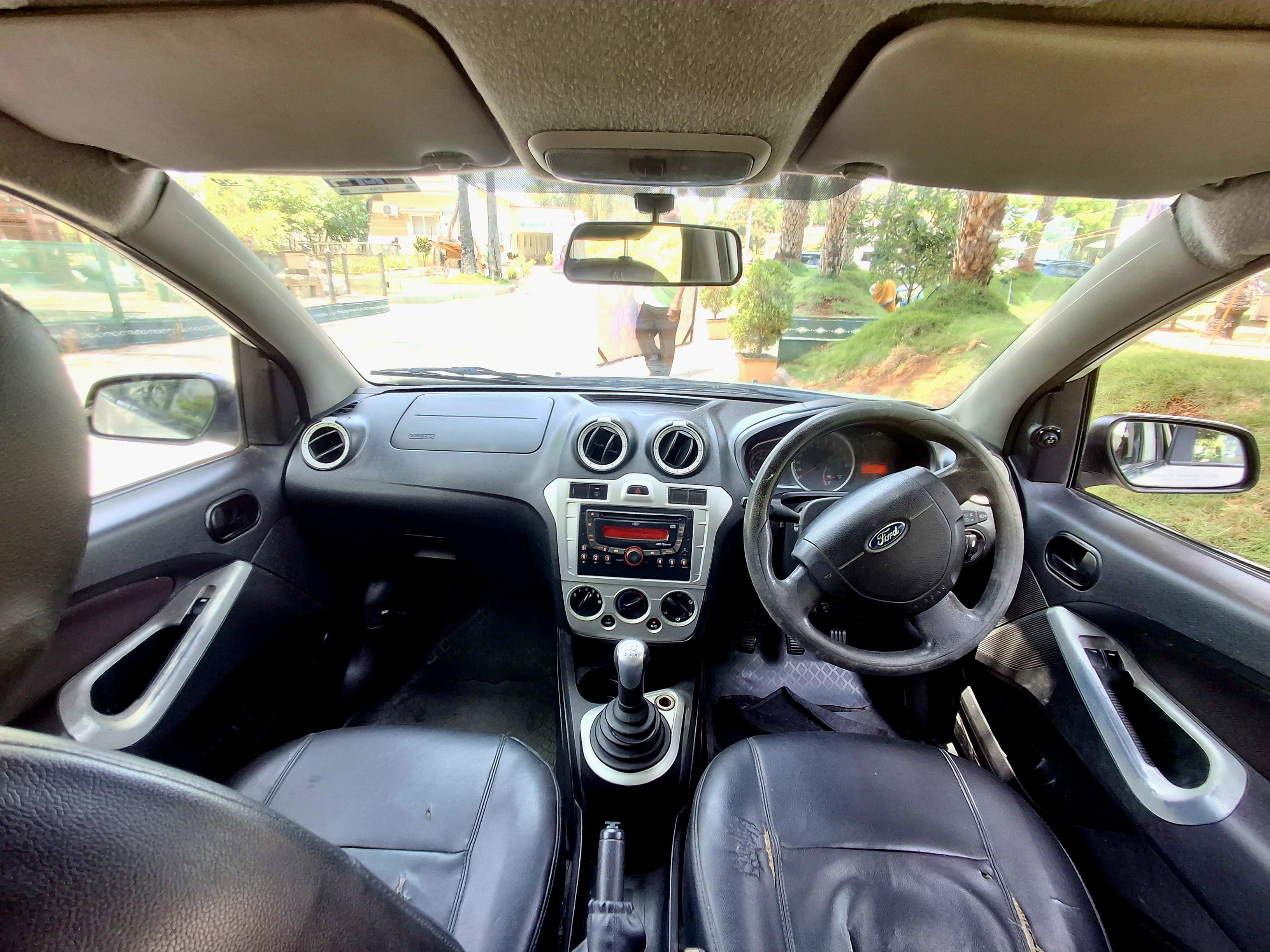 Ford Figo - Image 5