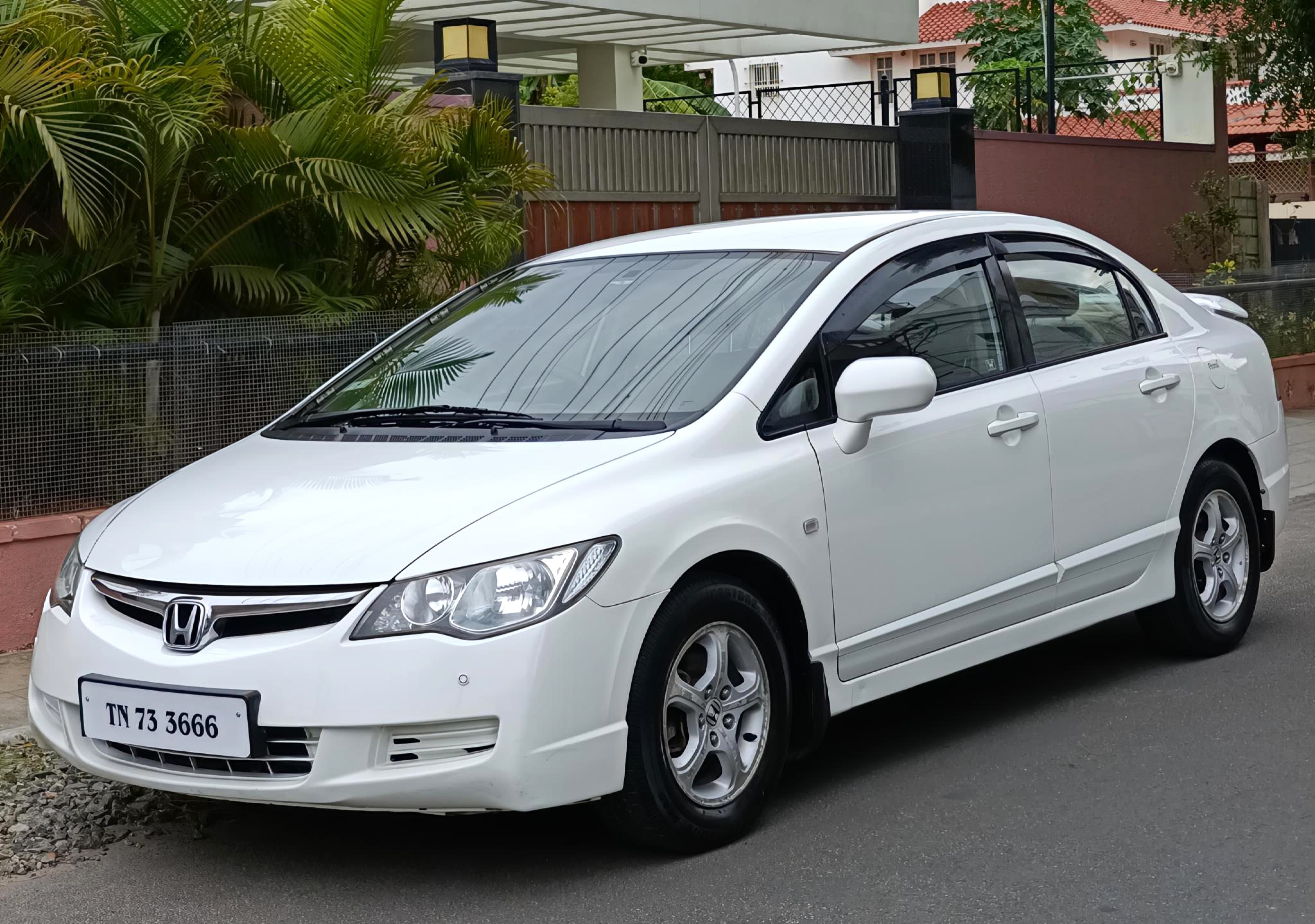 Honda Civic - Image 5