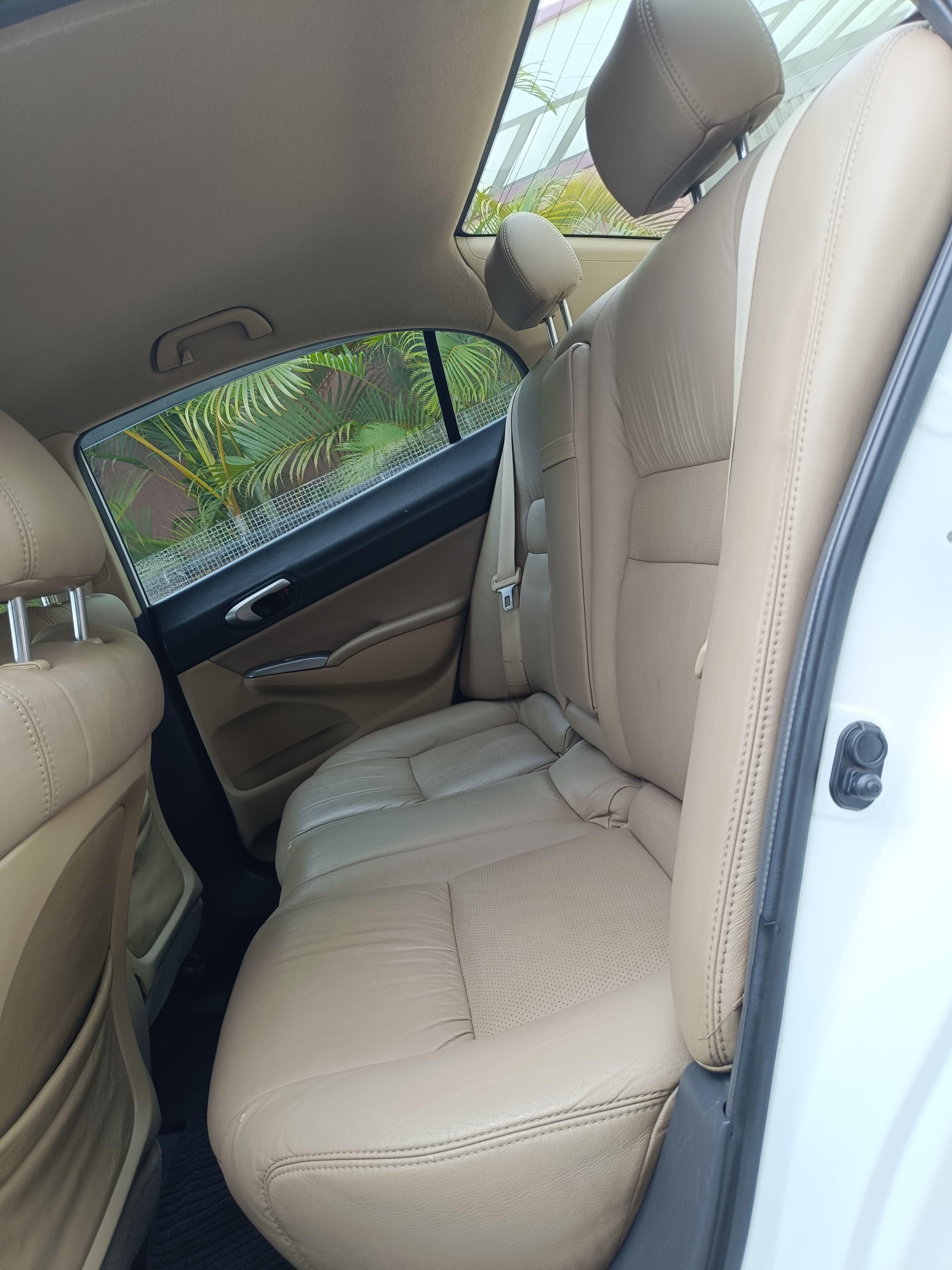 Honda Civic - Image 9