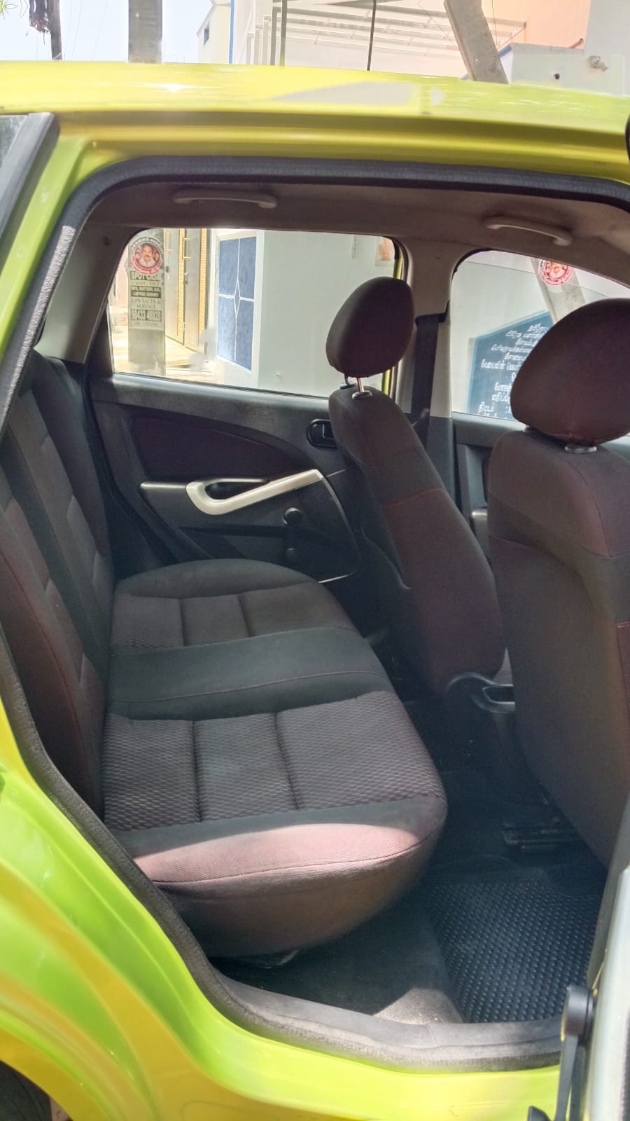 Ford Figo - Image 12