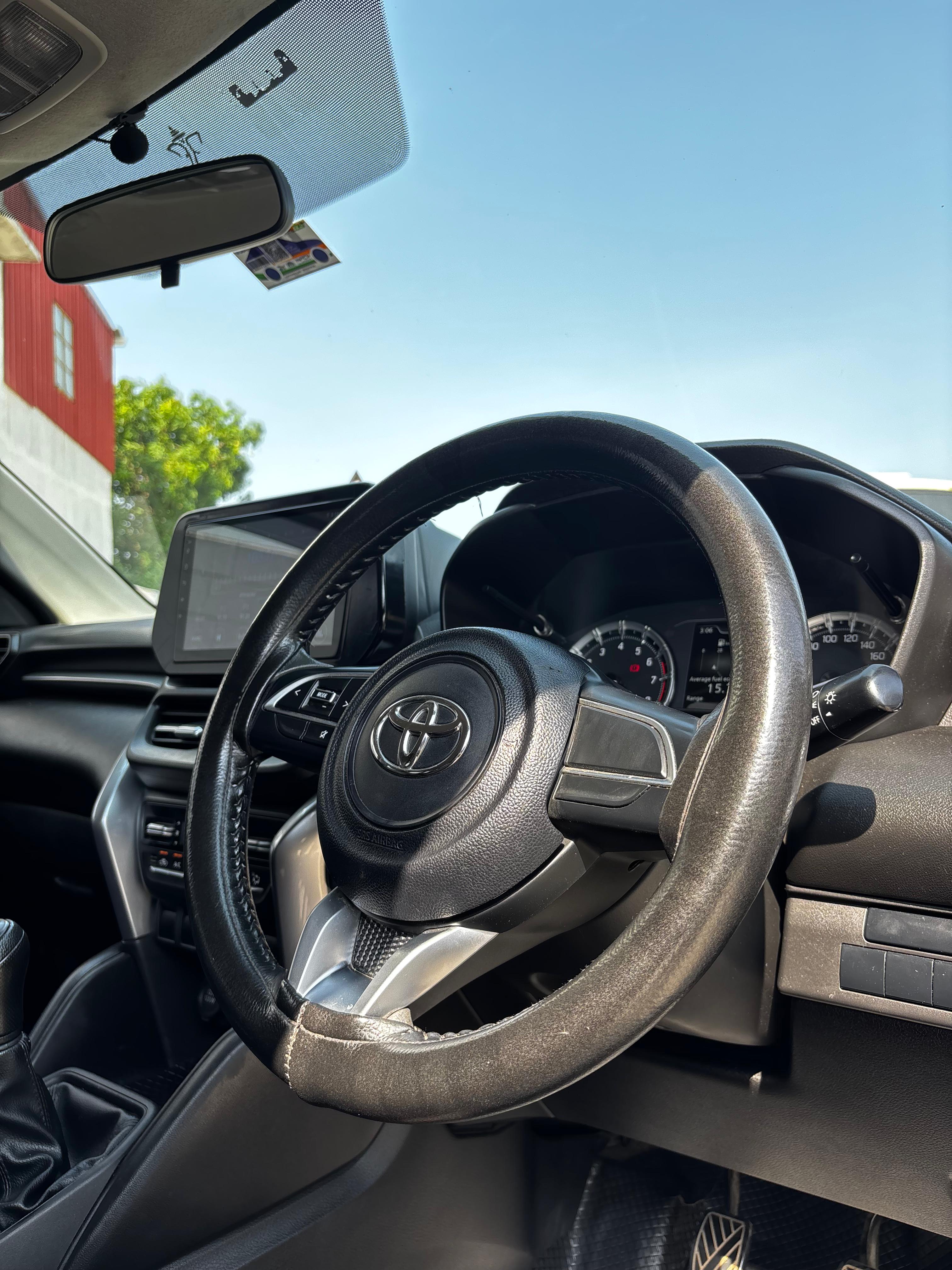 Toyota Urban Cruiser Hyryder - Image 3