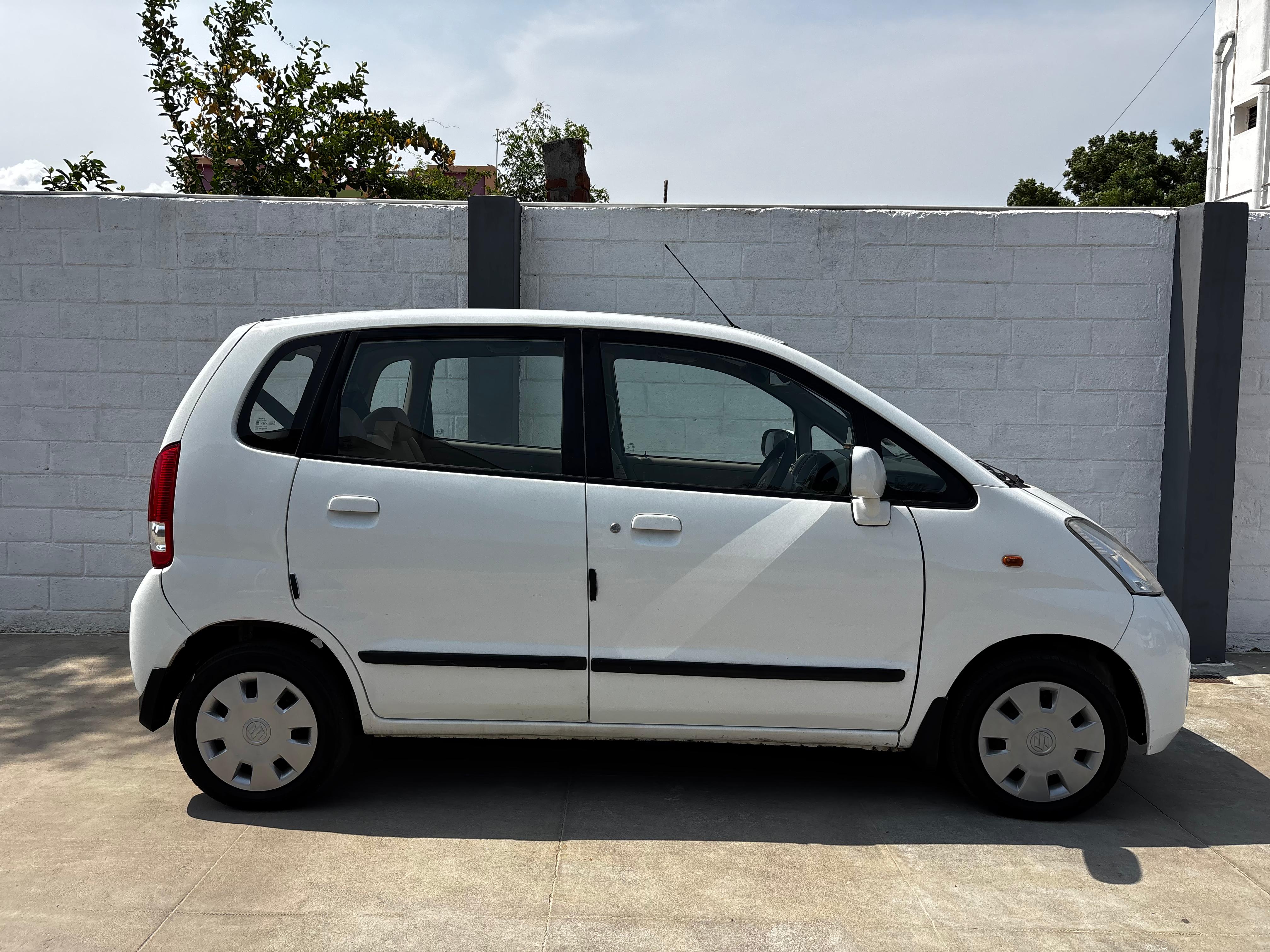 Maruti Suzuki Zen Estilo - Image 4