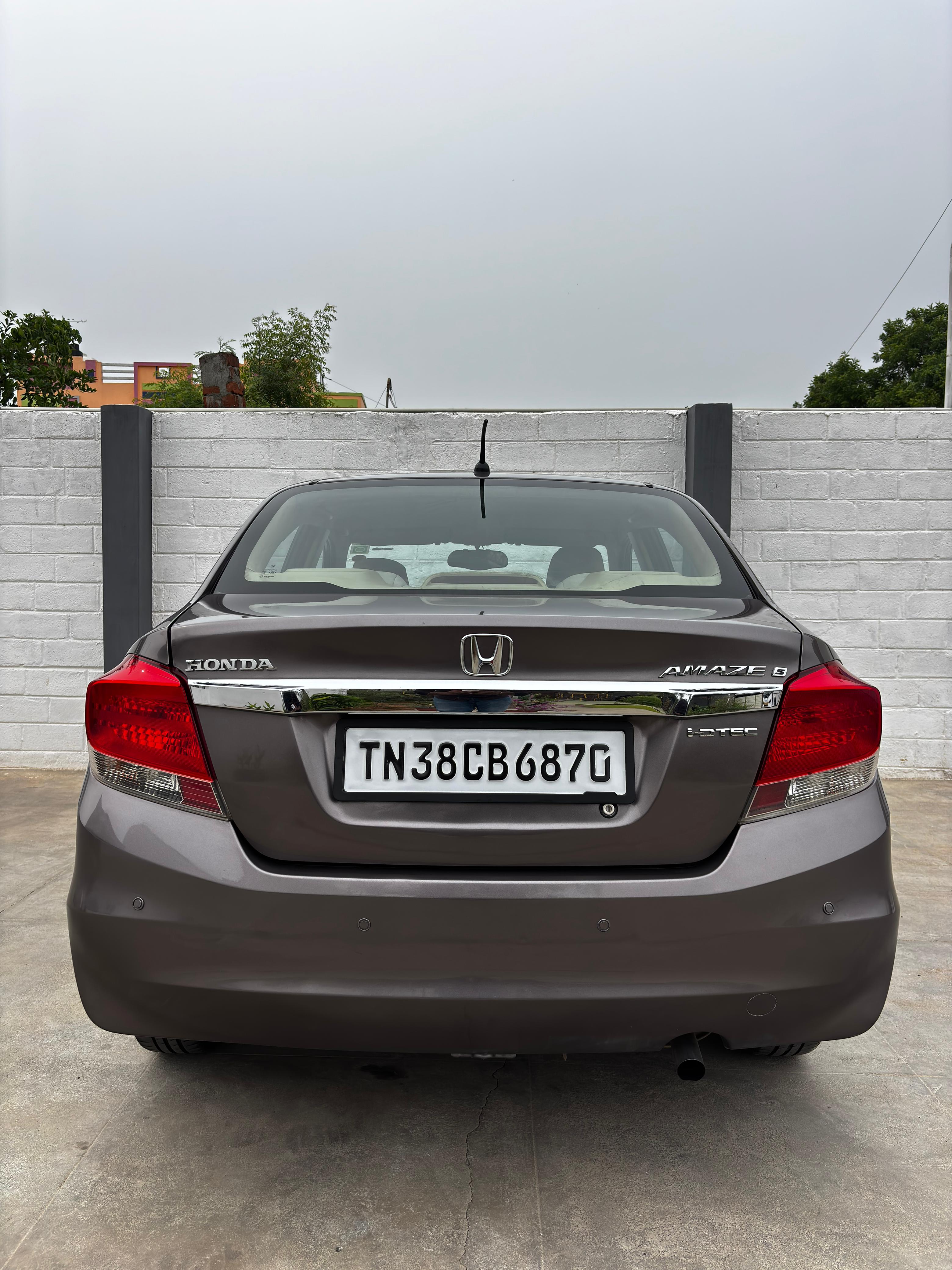 Honda Amaze - Image 2
