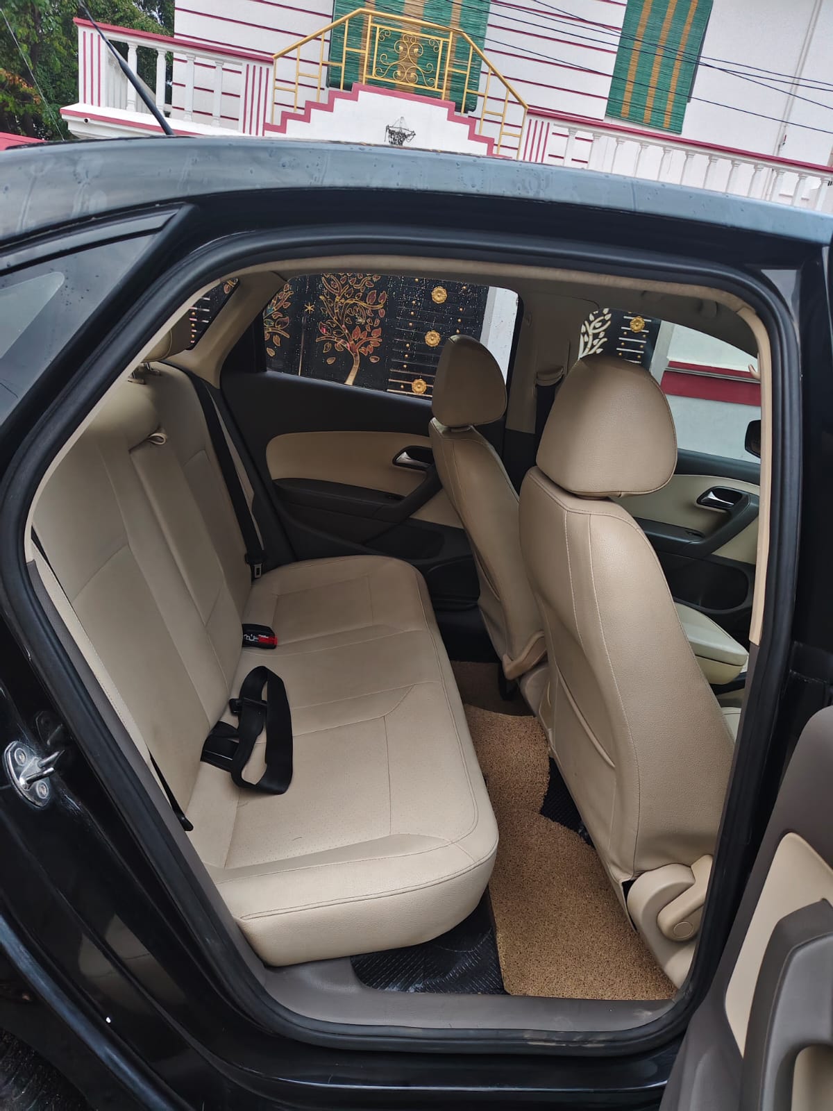 Volkswagen Vento - Image 7