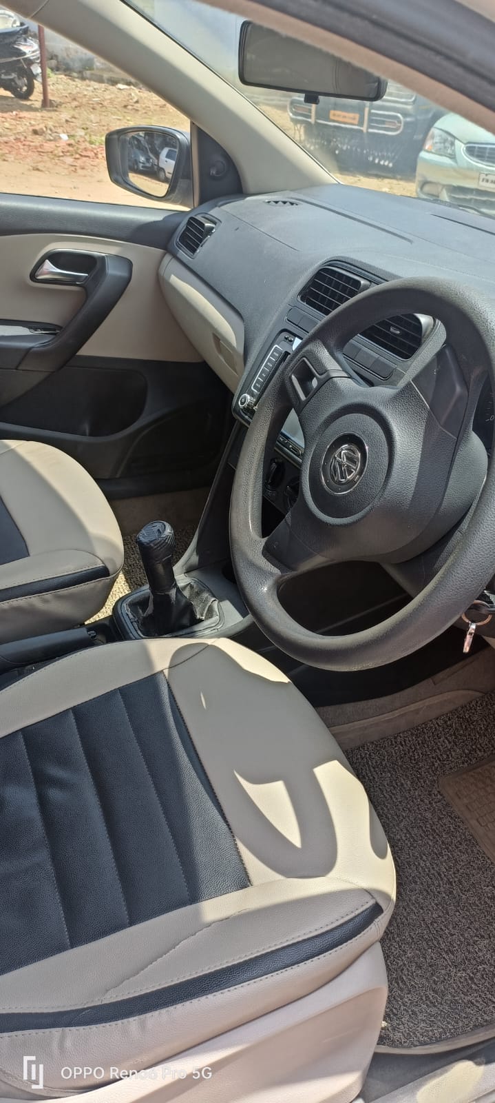 Volkswagen Polo - Image 5