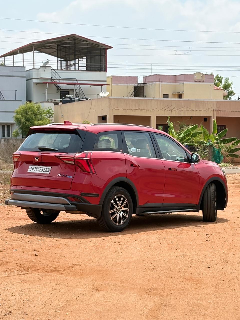 Mahindra XUV700 - Image 2