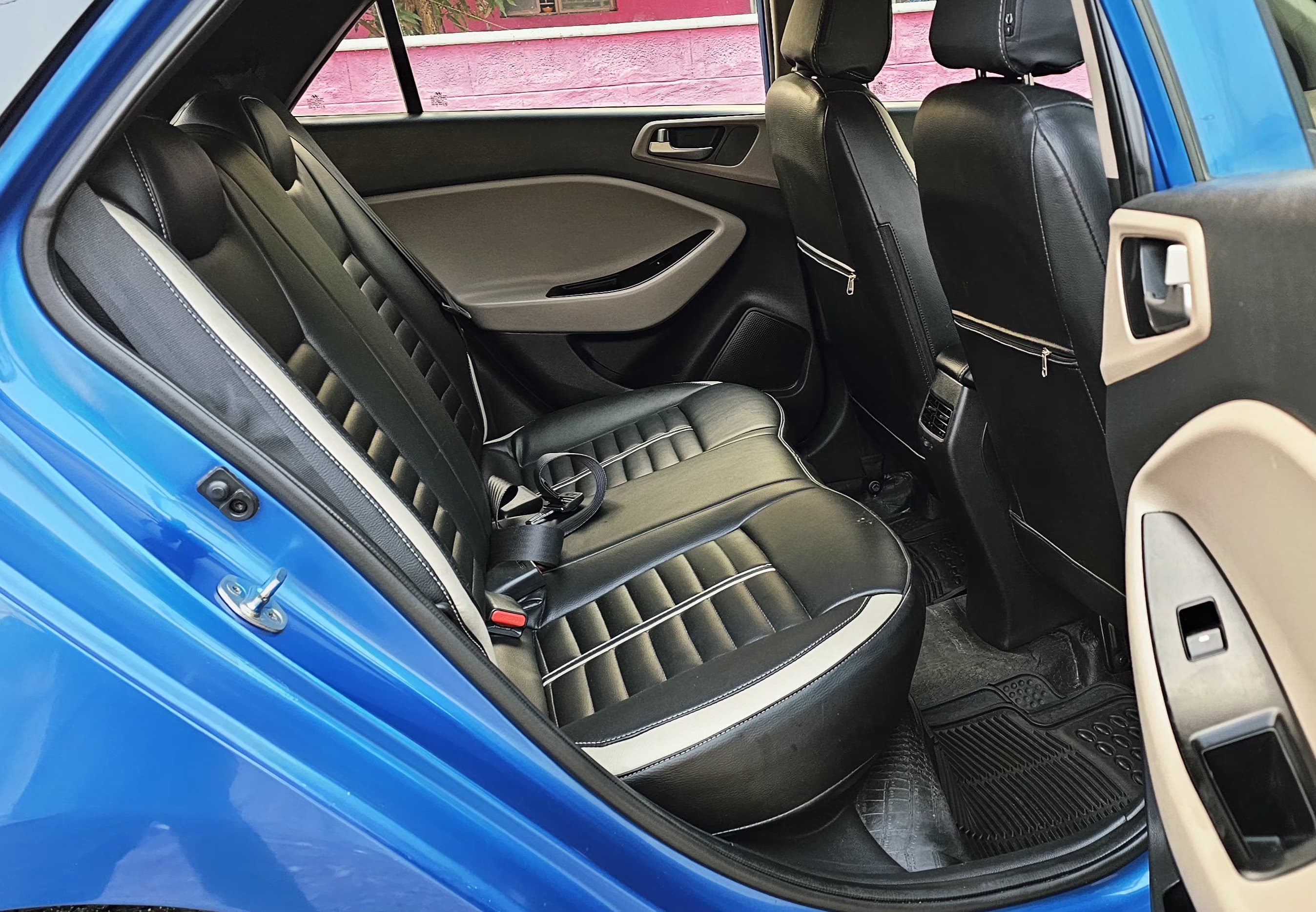 Hyundai i20 - Image 7