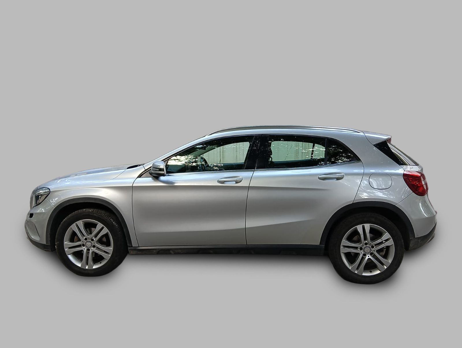 Mercedes Benz GLA - Image 6