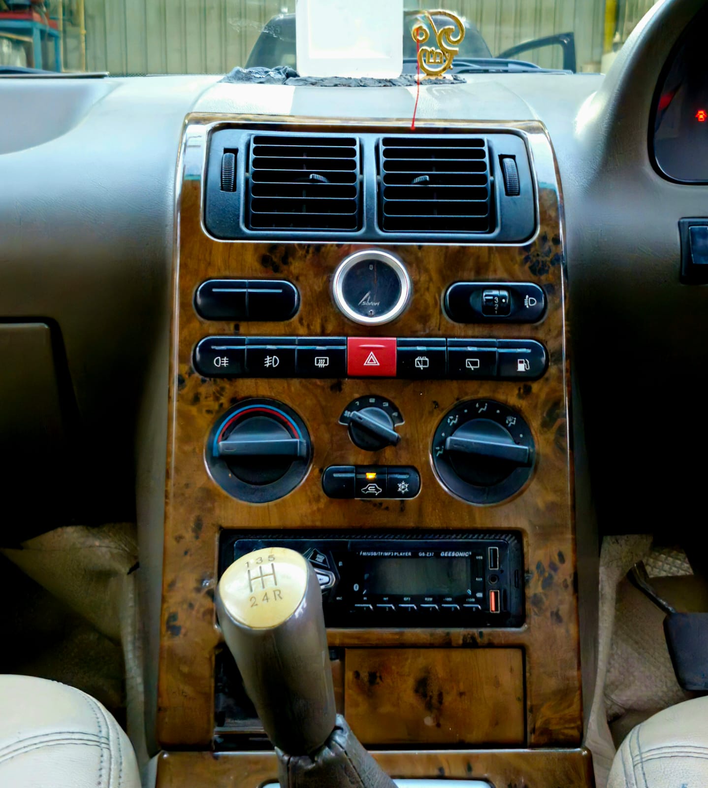 Tata Safari - Image 3