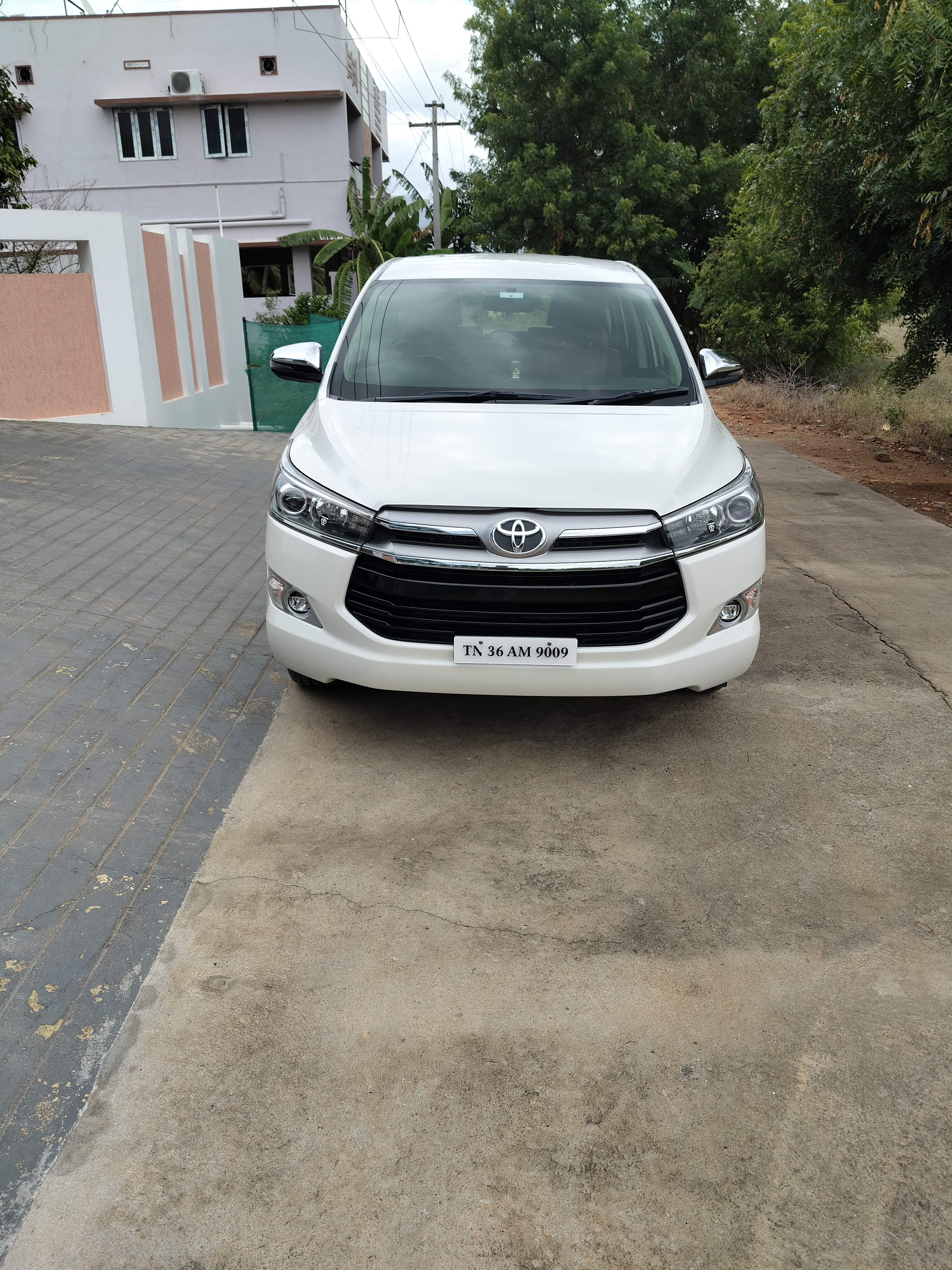 Toyota Innova Crysta - Image 2
