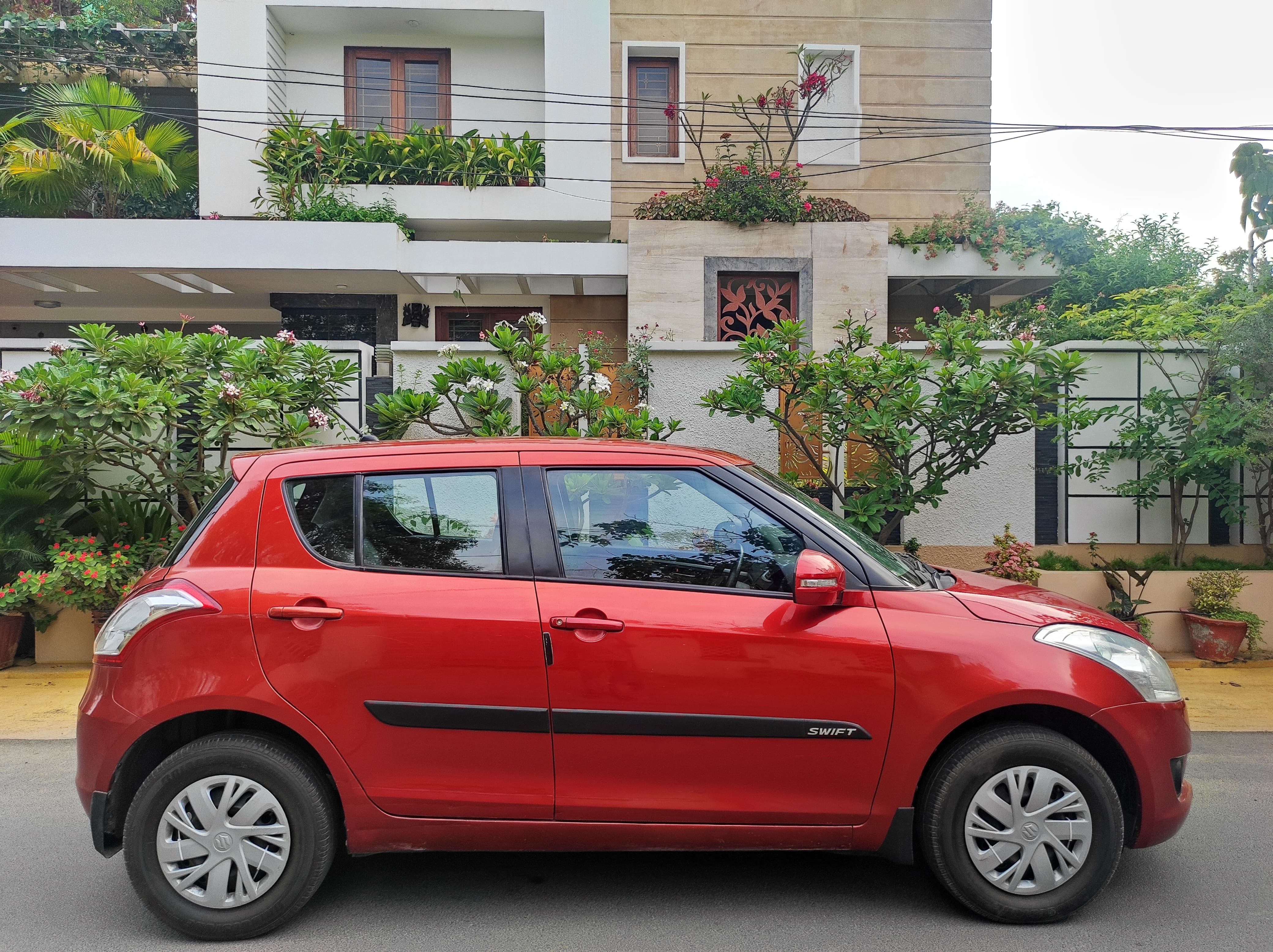 Maruti Suzuki Swift - Image 2