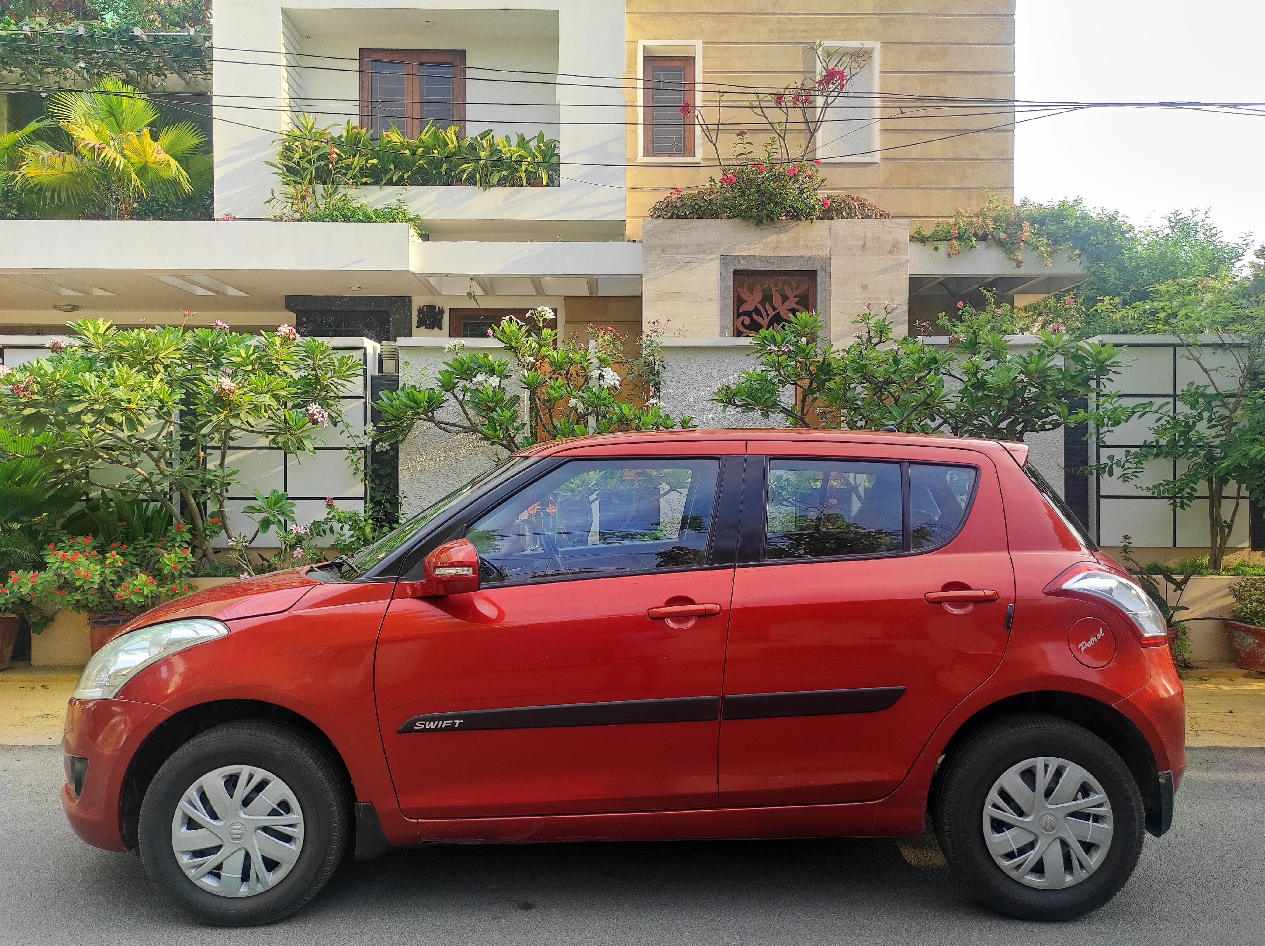 Maruti Suzuki Swift - Image 3