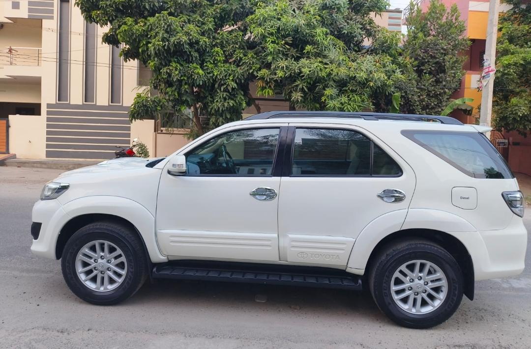 Toyota Fortuner - Image 3