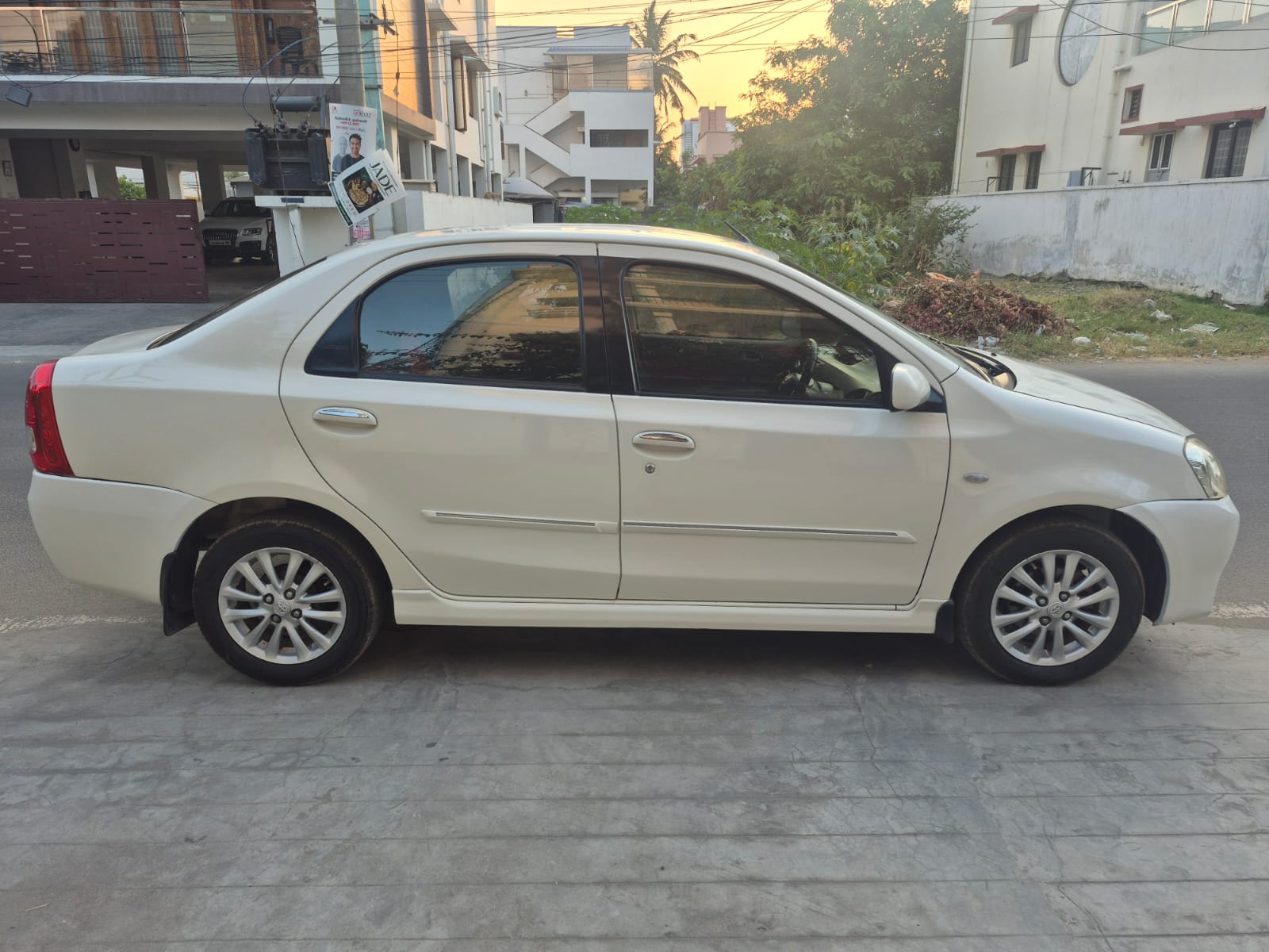 Toyota Etios - Image 2