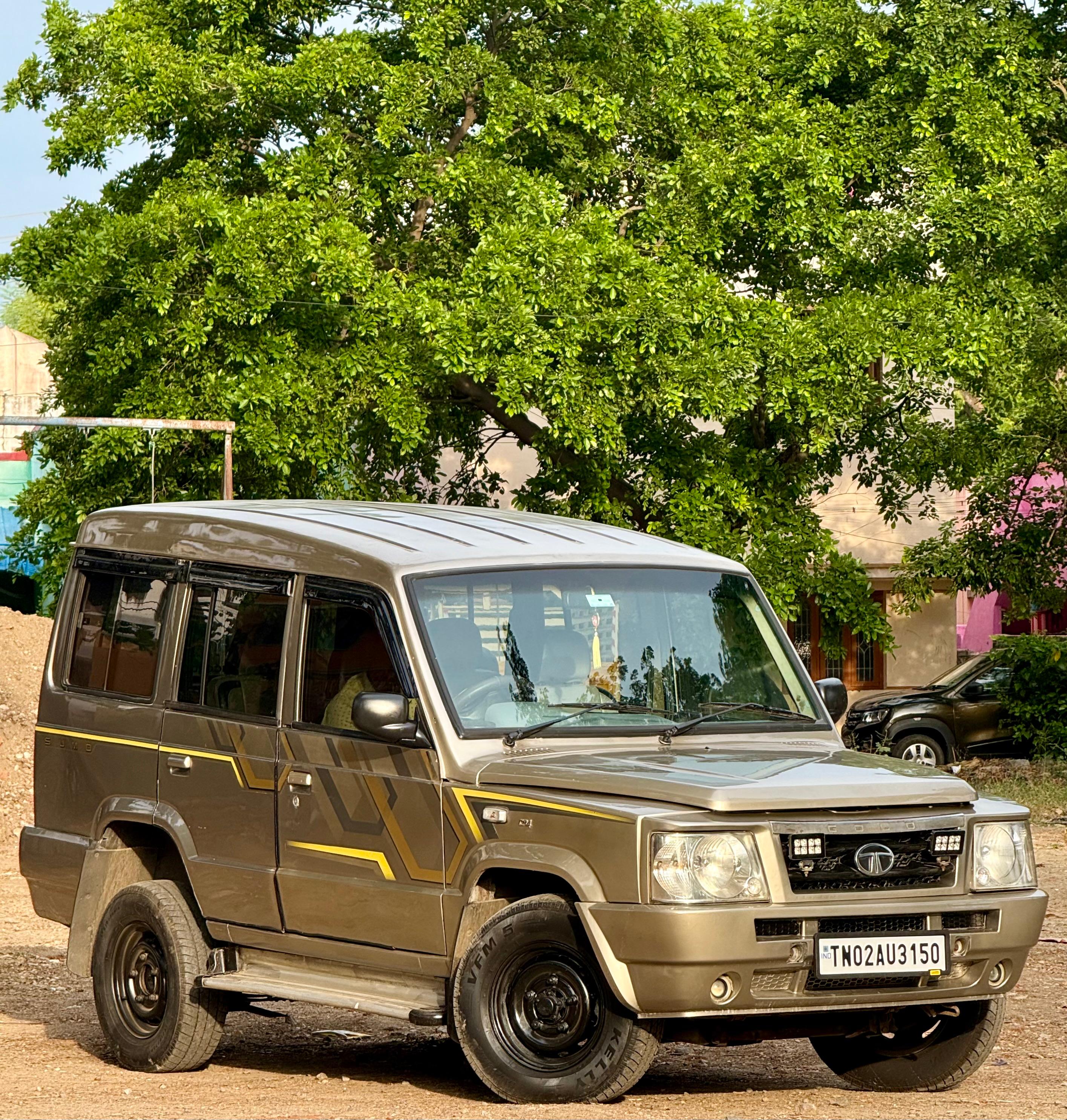 Tata Sumo - Image 3