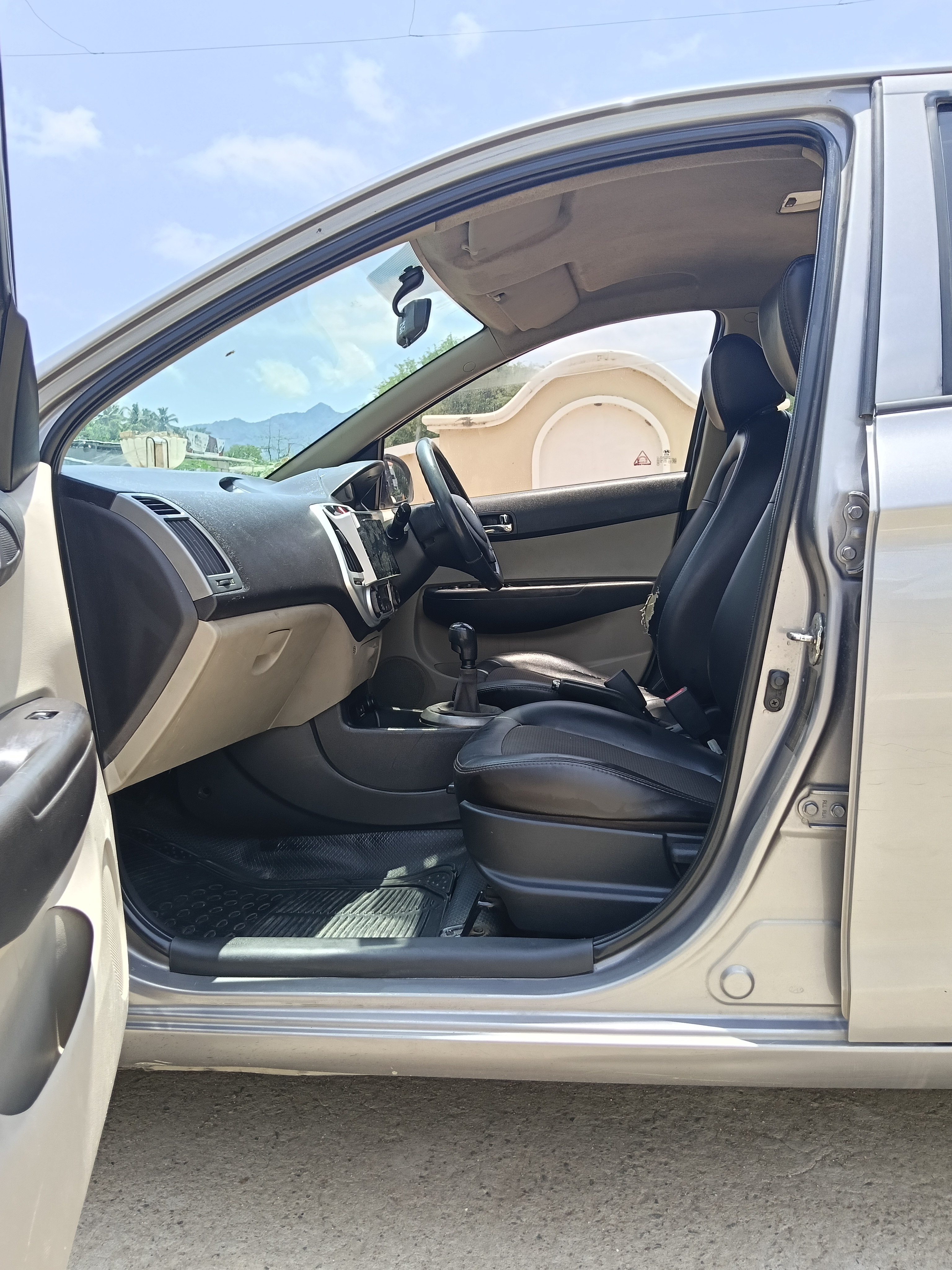 Hyundai i20 - Image 8