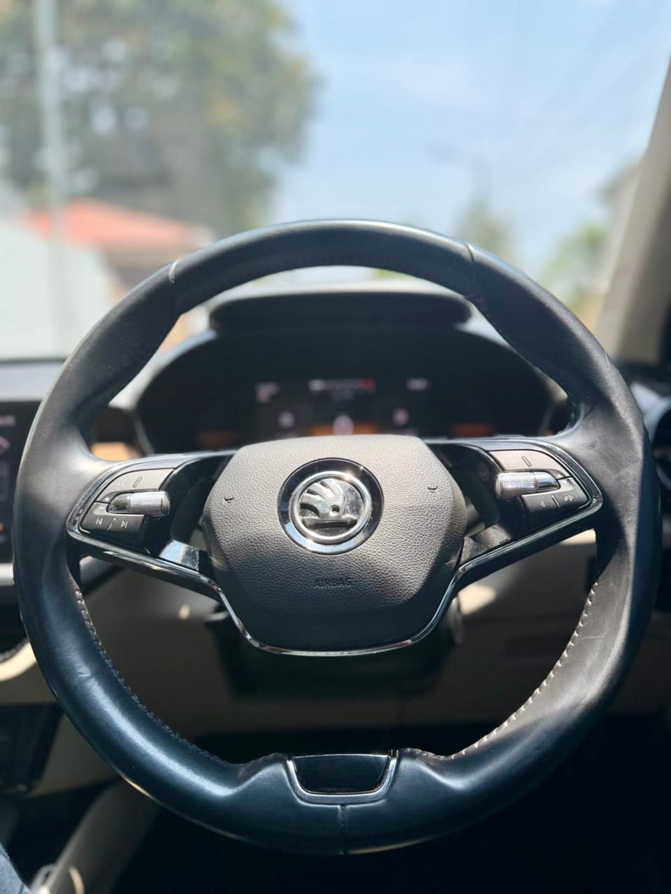 Skoda SLAVIA - Image 7