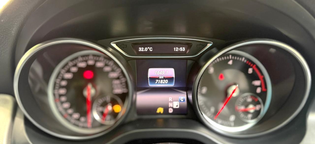 Mercedes Benz CLA - Image 2