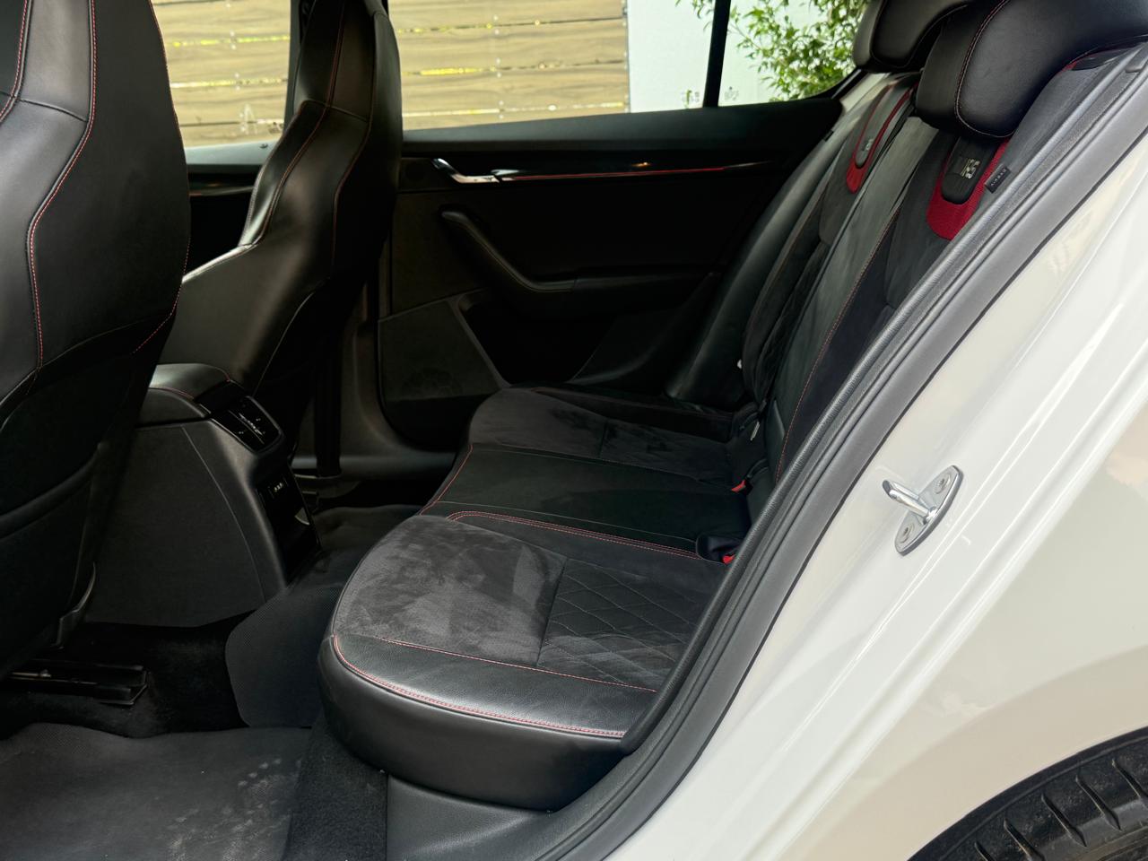Skoda Octavia - Image 6