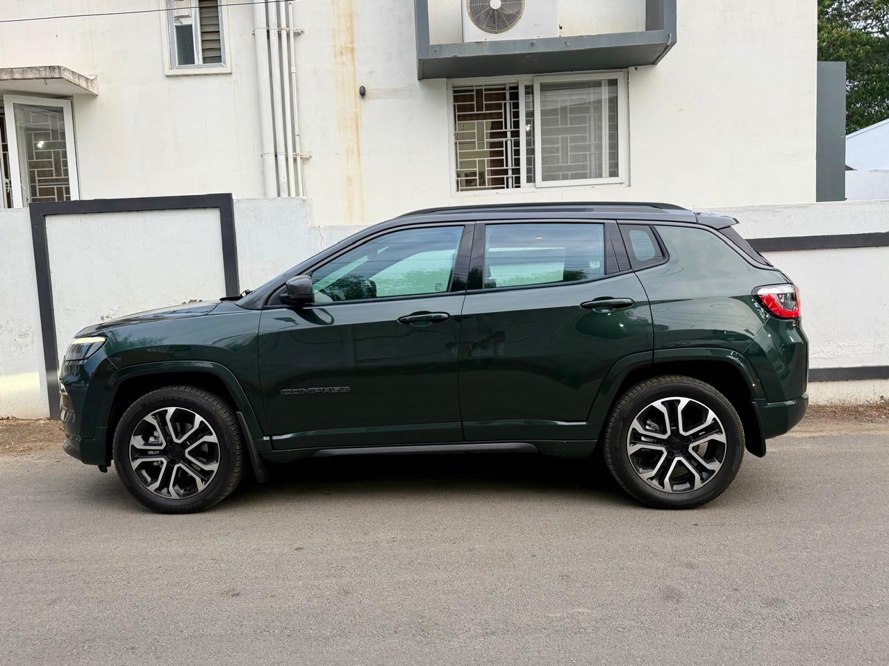 Jeep Compass - Image 1