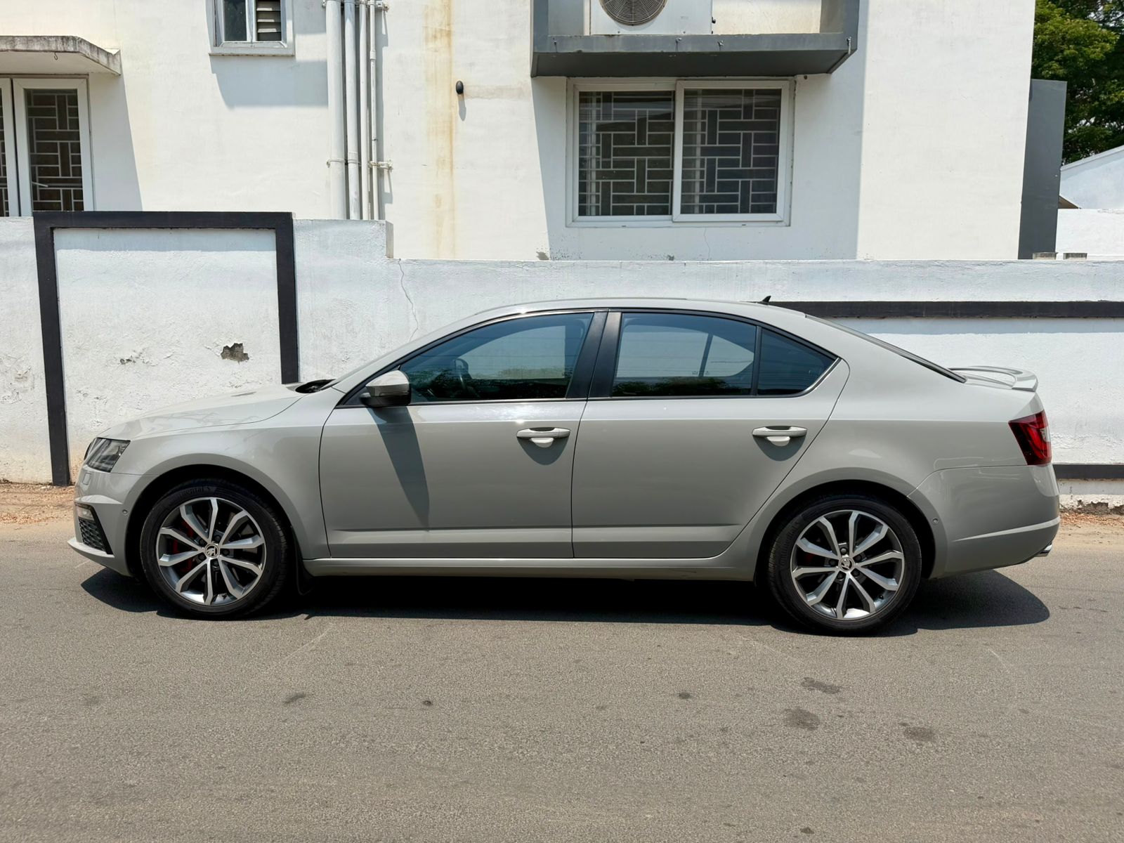 Skoda Octavia - Image 4