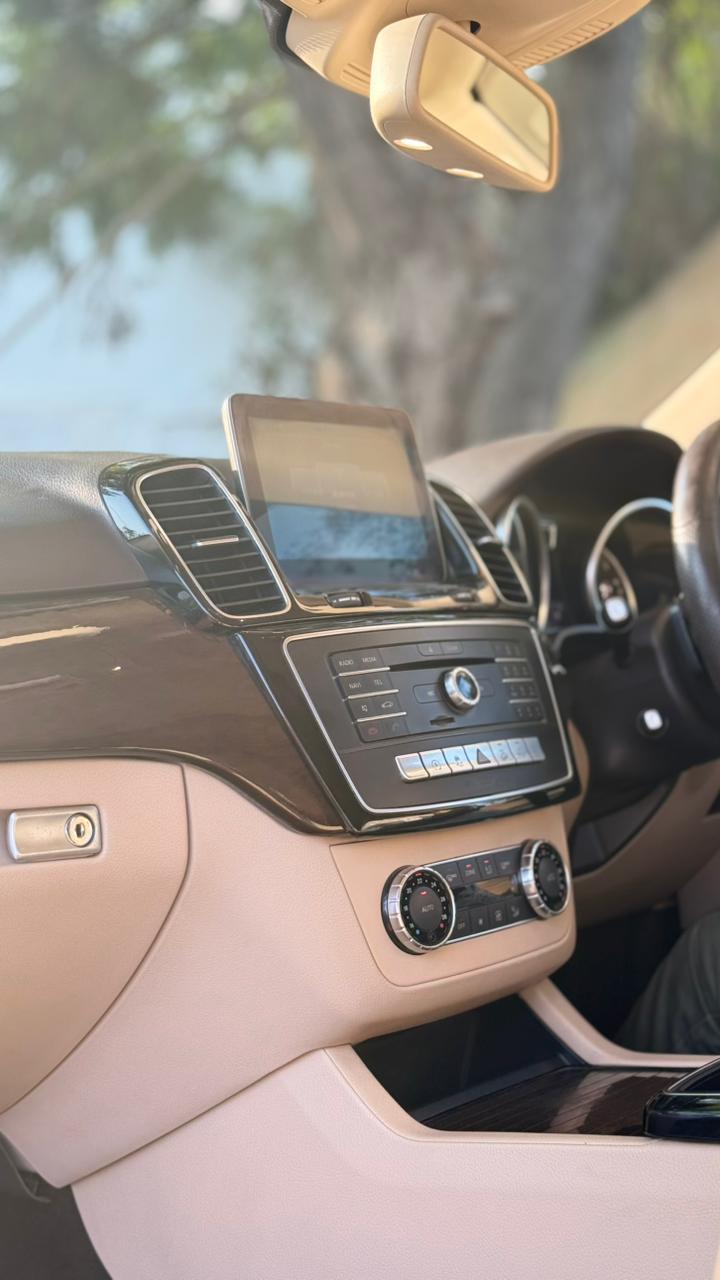 Mercedes Benz GLE - Image 5